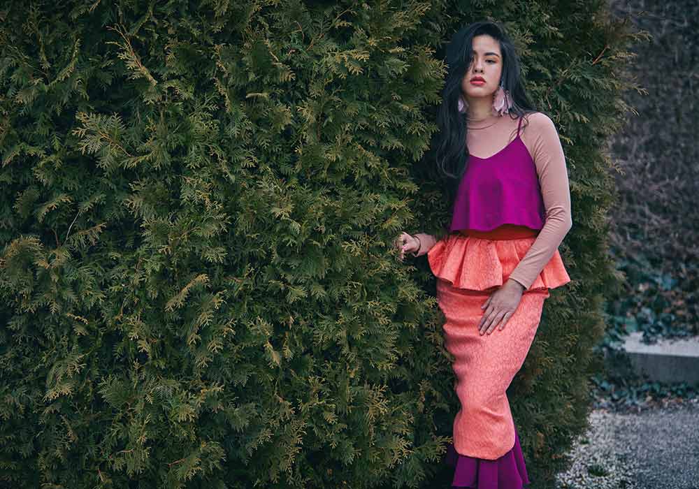 How To Wear Summer’s Vibrant Hues a la Kisses Delavin