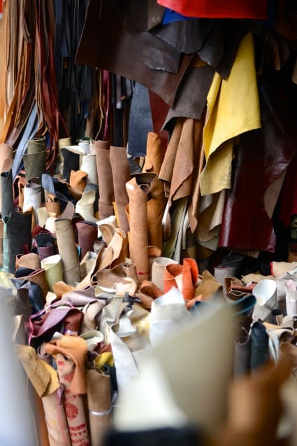Leather Street | Sham Shui Po | Hong Kong | MEGA - MEGA Leather Street | Sham Shui Po | Hong Kong | MEGA