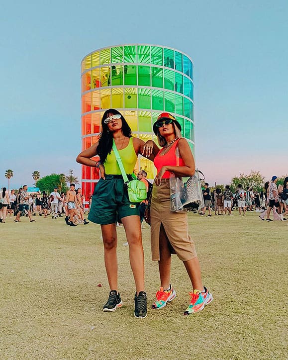Gibbs-Sisters - MEGA MEGA | All The Stylish Celebrities We Spotted At Coachella 2019