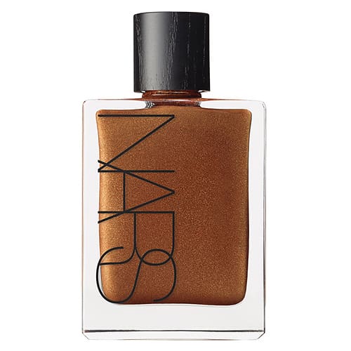 MEGA | 5 Shimmering Oils That Give You The Appearance Of A Glowing Tan