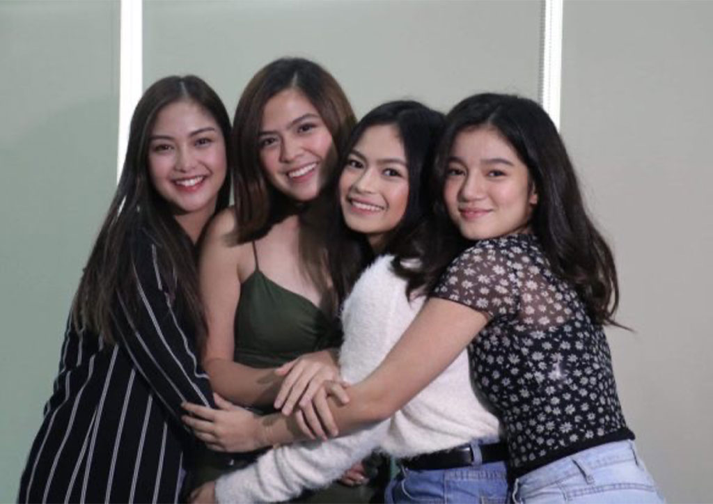 4sisters-3 - MEGA Four Sisters Before the Wedding