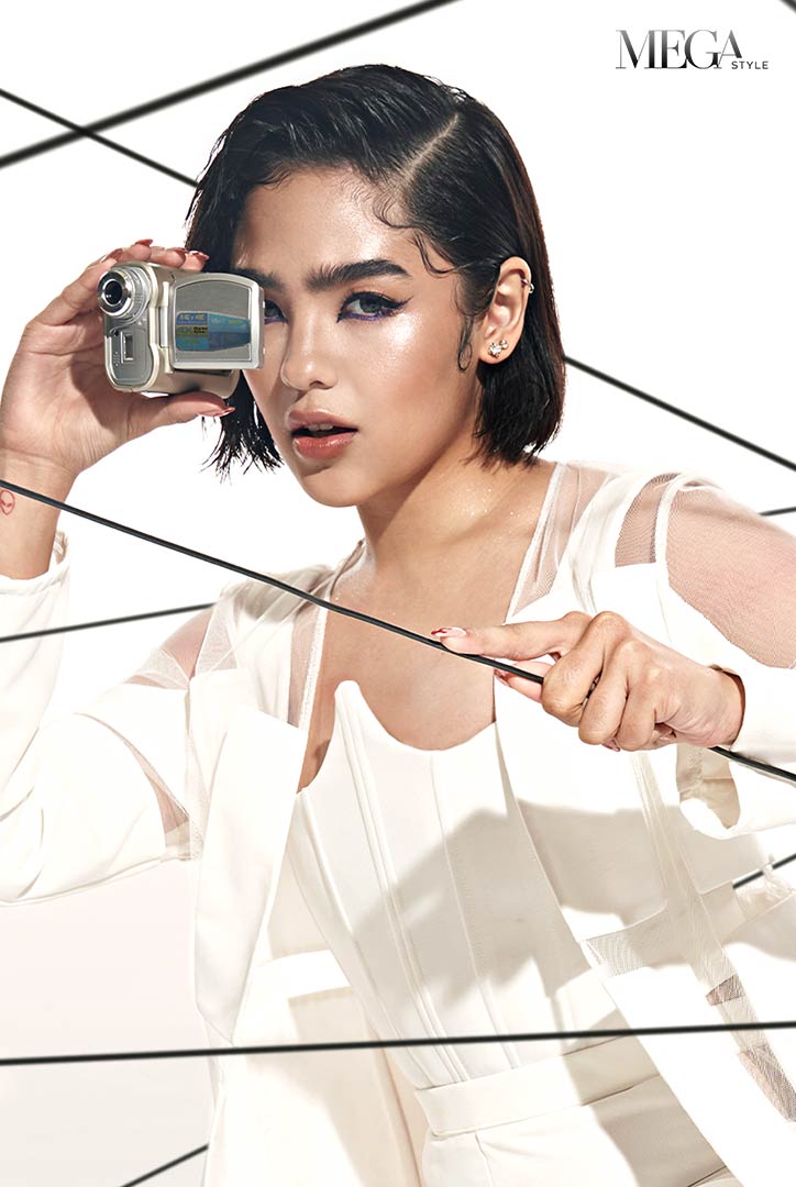 Andrea Brillantes debuts for MEGAStyle