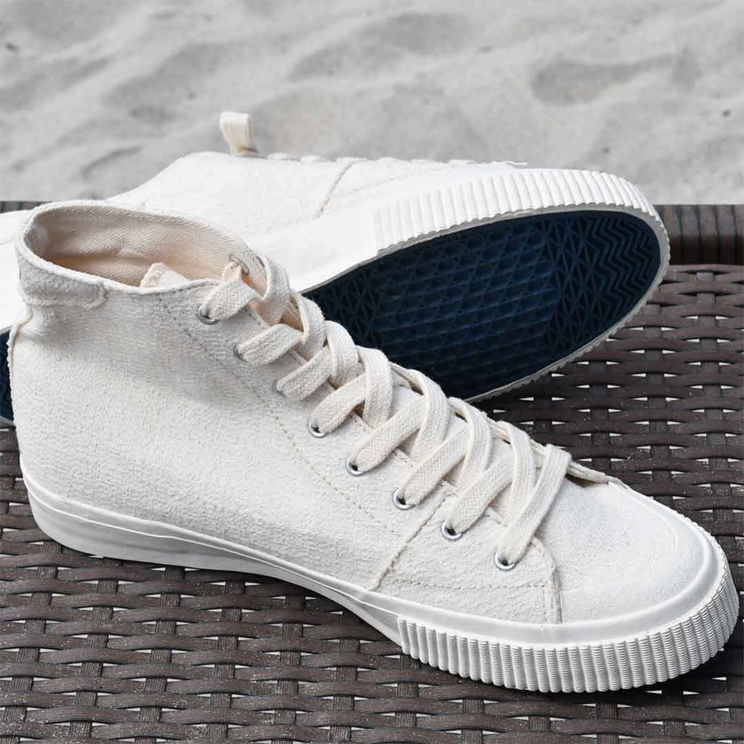 MEGA_LAKAT-SUSTAINABLE-SNEAKERS-03 - MEGA