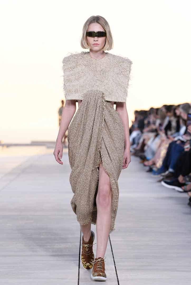 MEGA_LOUIS-VUITTON-CRUISE-23-19 - MEGA