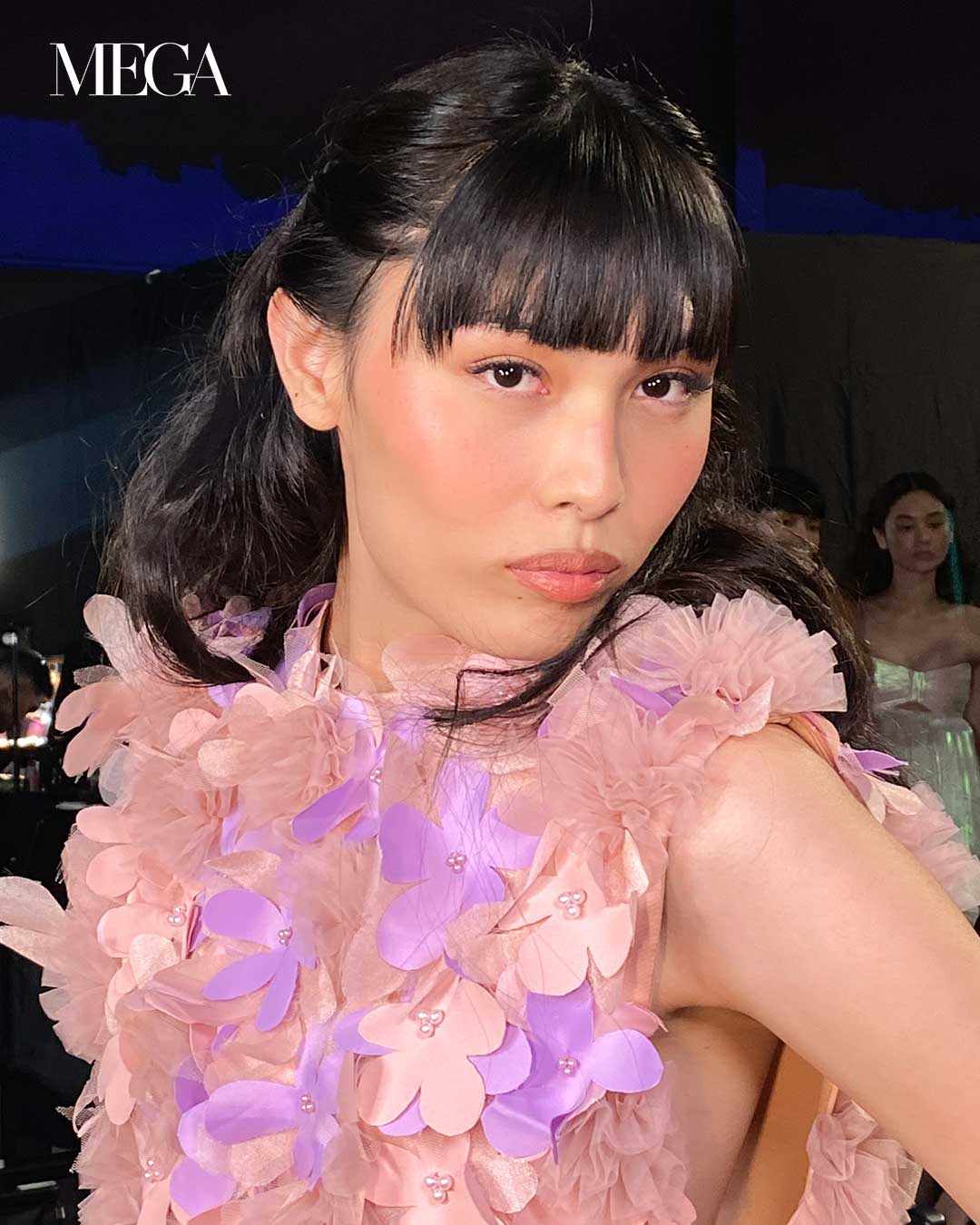 MEGA_BYS-FASHION-WEEK-DAY-1_ALL-THE-MUST-SEE-BEAUTY-LOOKS-SPOTTED-ON-THE-RUNWAY-03 - MEGA