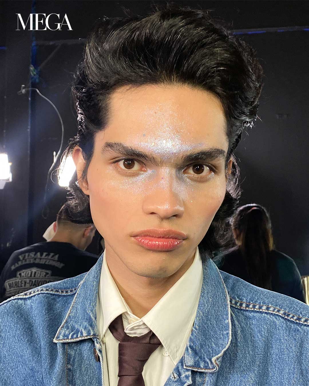 MEGA_BYS-FASHION-WEEK-DAY-1_ALL-THE-MUST-SEE-BEAUTY-LOOKS-SPOTTED-ON-THE-RUNWAY-08 - MEGA
