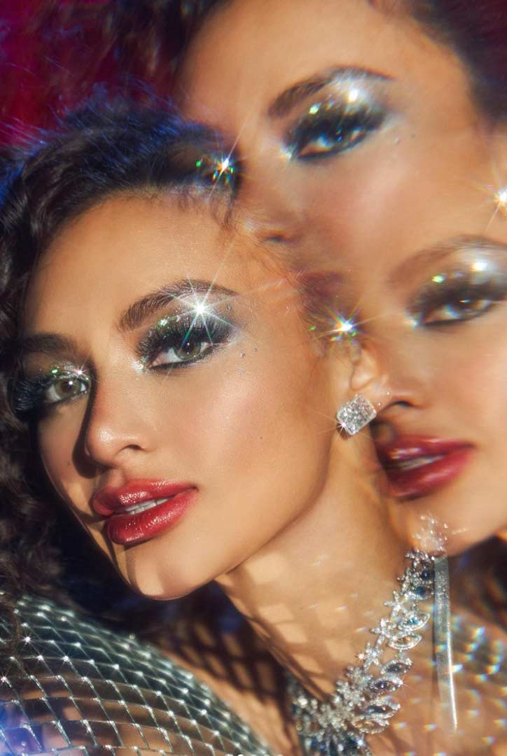 MEGA_DISCO-FEVER-ALL-THE-CELEB-APPROVED-WAYS-TO-GLITTER-EYESHADOWS-THIS-SEASON-03 - MEGA