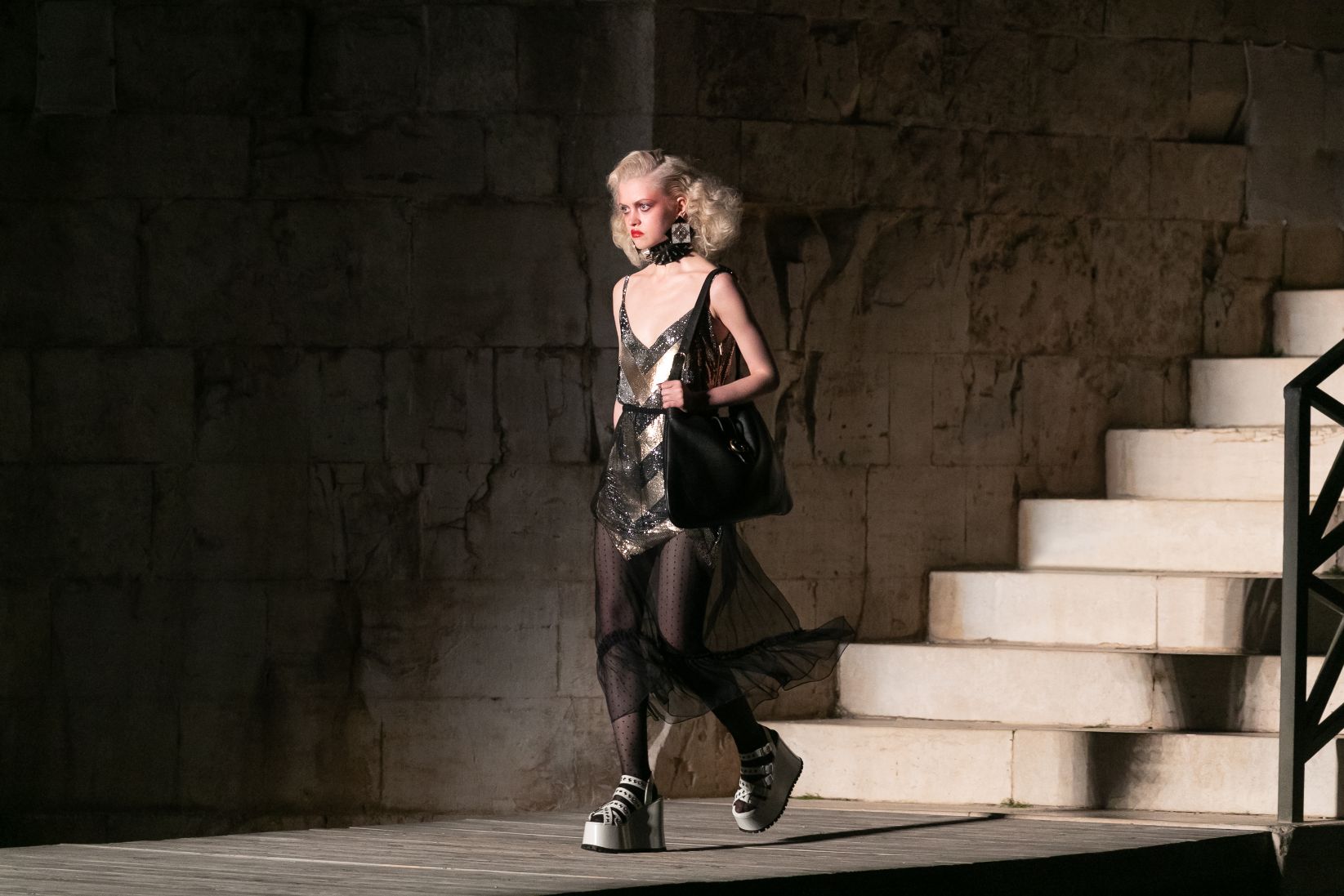 34_20220516_GUCCI_RUNWAY_AG_1552 - MEGA