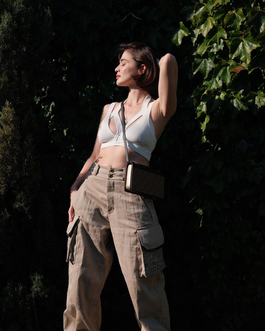 ANNE-CURTIS-MIDRIFF-04 - MEGA