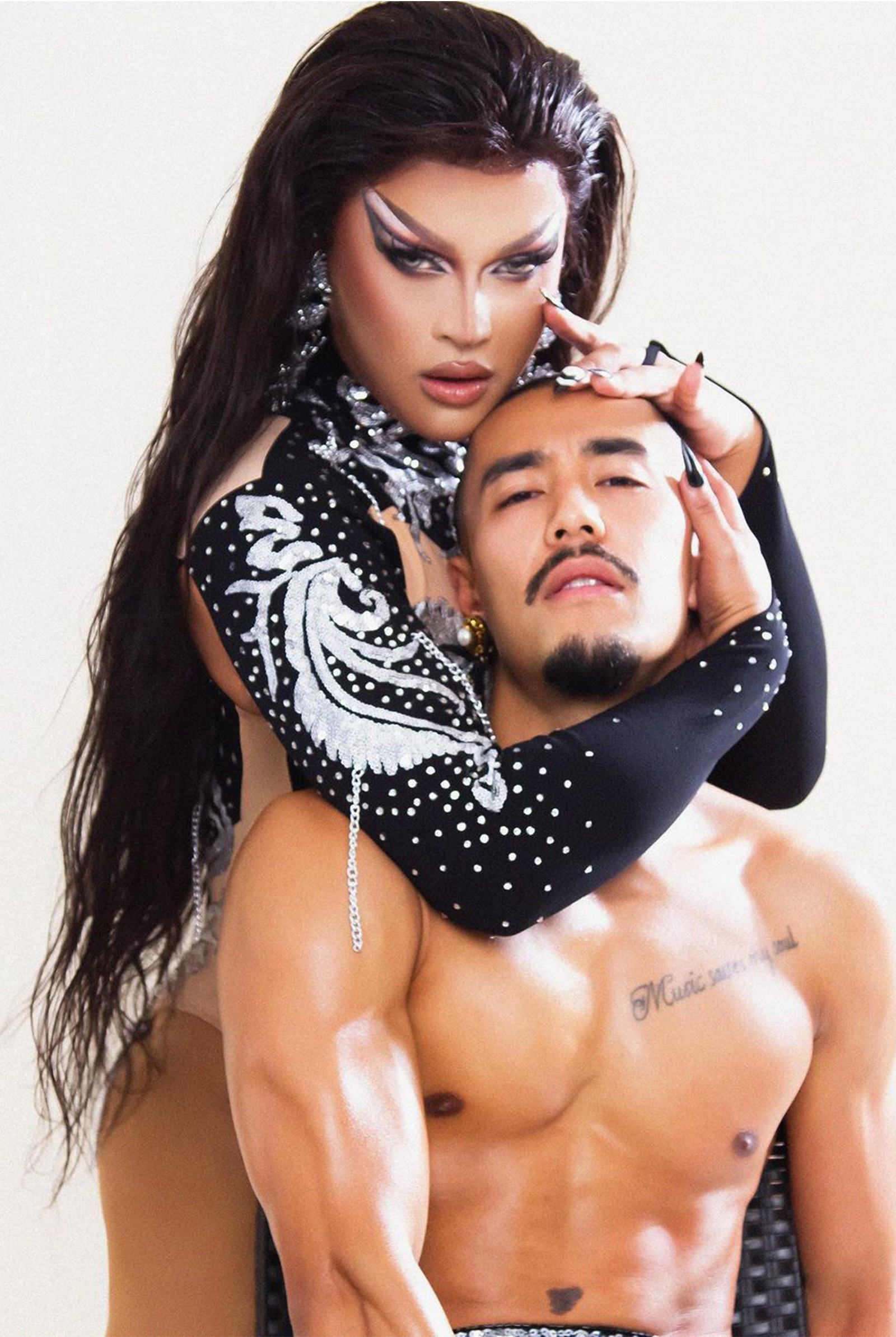 MEGA-DRAG_7-THINGS-WE-FOUND-OUT-ABOUT-REALITY-CROSS-OVER-COUPLE-DRAG-RACE-PHs-PRINCE-AND-LEGENDARY'S-NUNOY-REVLON-02 - MEGA