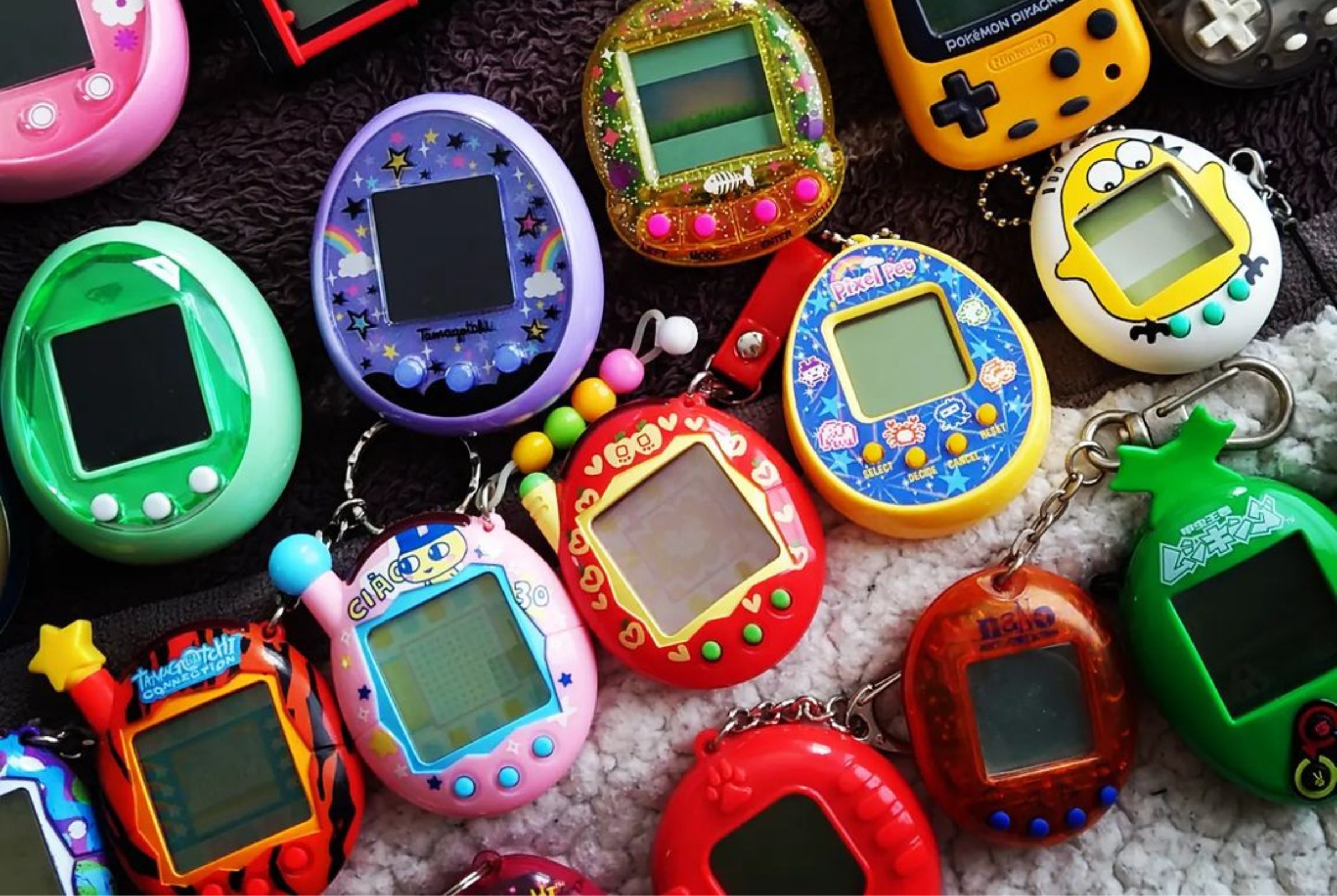 IN-ARTICLE-LANDSCAPE-2-2 - MEGA Tamagotchi