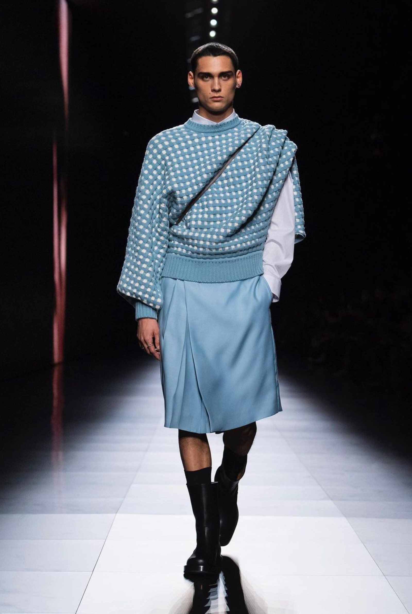 IN-ARTICLE-PORTRAIT-1 - MEGA Skirts Men Fashion