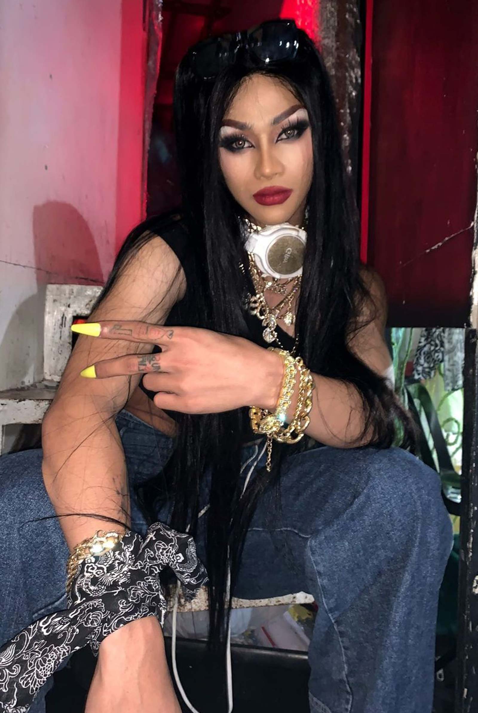 MEGA-DRAG_FROM-THE-PHILIPPINES-TO-THE-UNIVERSE-MAXIE-ANDERSON-IS-SET-TO-CONQUER-THE-INTERNATIONAL-STAGE-THAT-COMBINES-DRAG-AND-LIVE-VOCALS-03 - MEGA
