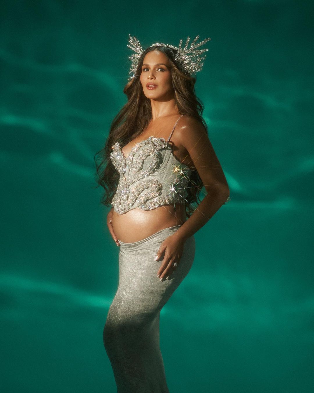 MEGA_Ent-IZA-CALZADO-BIRTH-DAUGHTER_IN ART-02 - MEGA Iza Calzado as Amihan in her maternity shoot