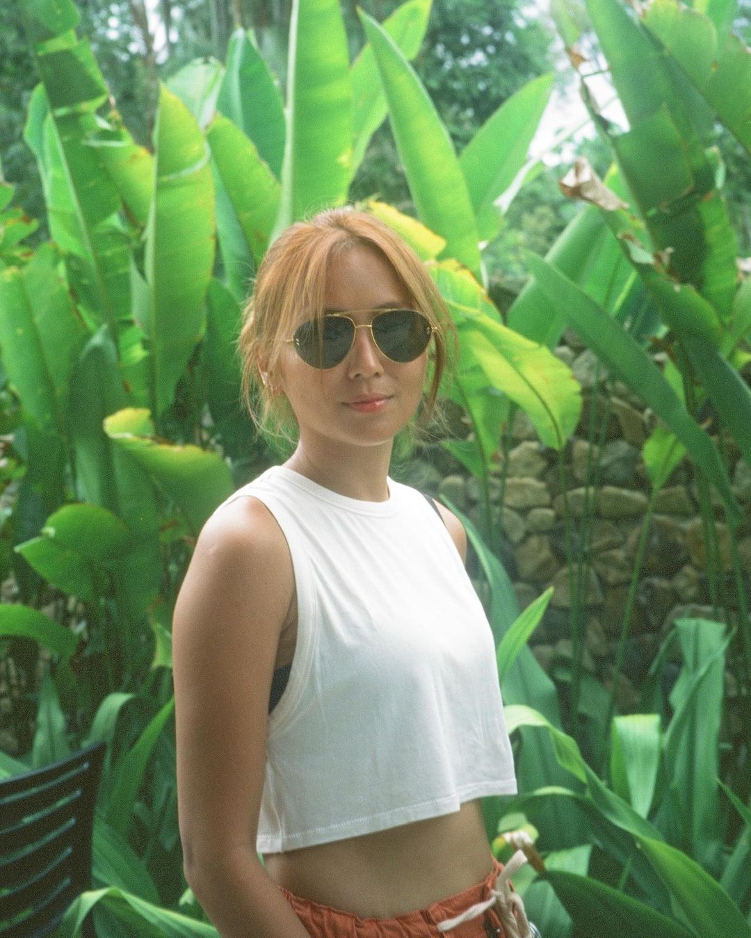 MEGA_Ent-KATHRYN-SUMMER-STYLE_IN-ART_04 - MEGA Kathryn Bernardo wearing crop top