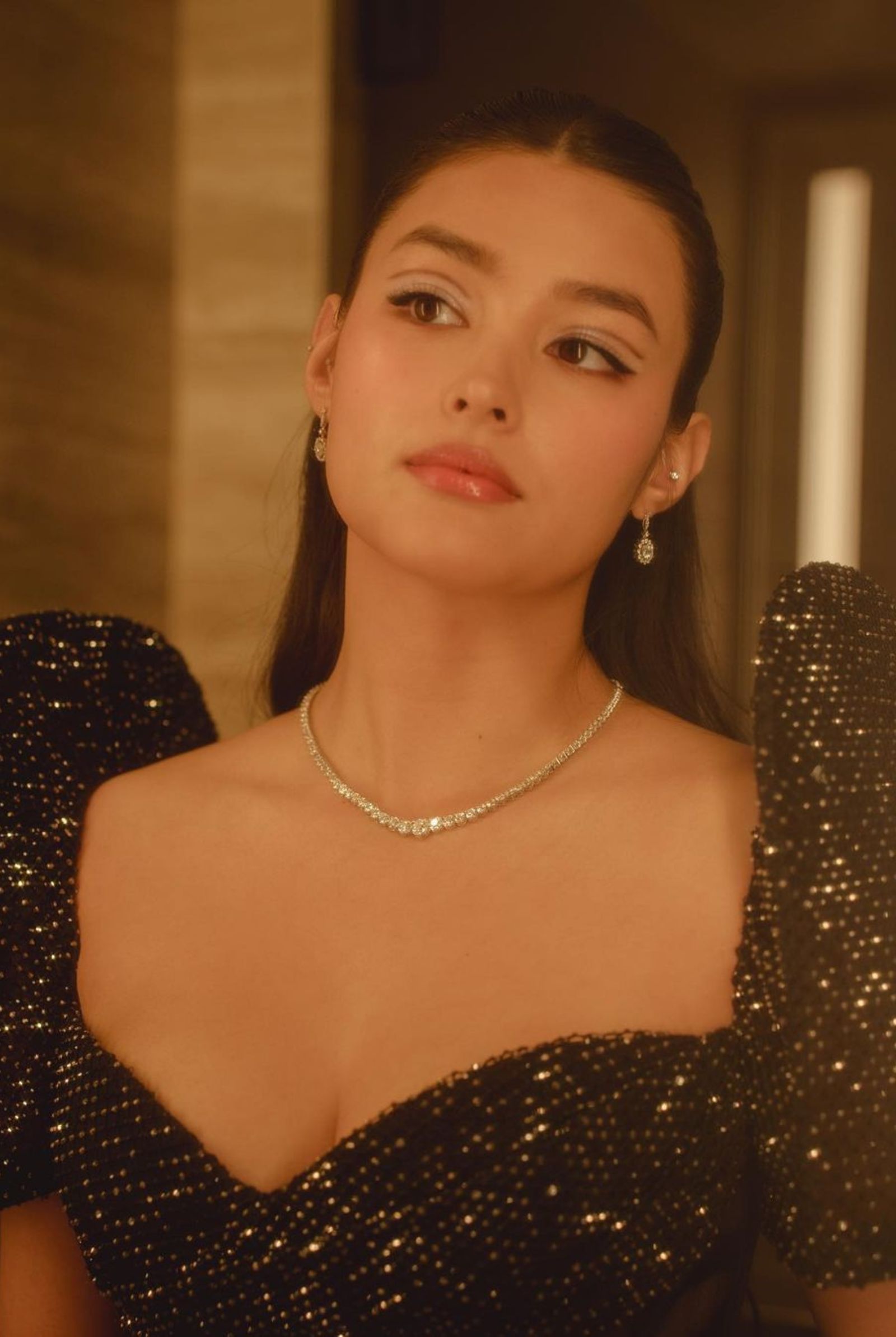 3 - MEGA Liza Soberano Attends the Gold Gala in a Modern Terno Gown