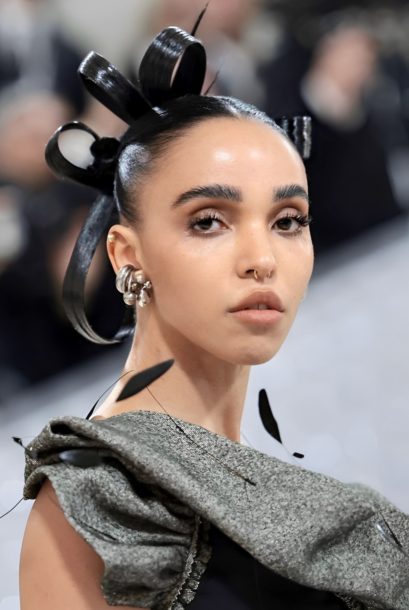 5-5 - MEGA Hair Architecture FKA Twigs