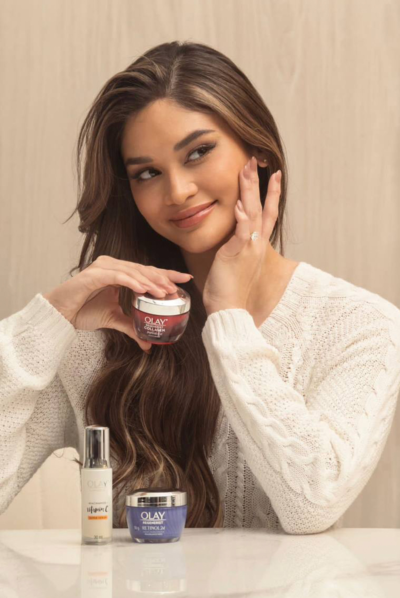 MEGA-x-Olay_04-1 - MEGA Olay Luminous Vitamin C and Collagen Peptide 24 Moisturizer Pia Wurtzbach