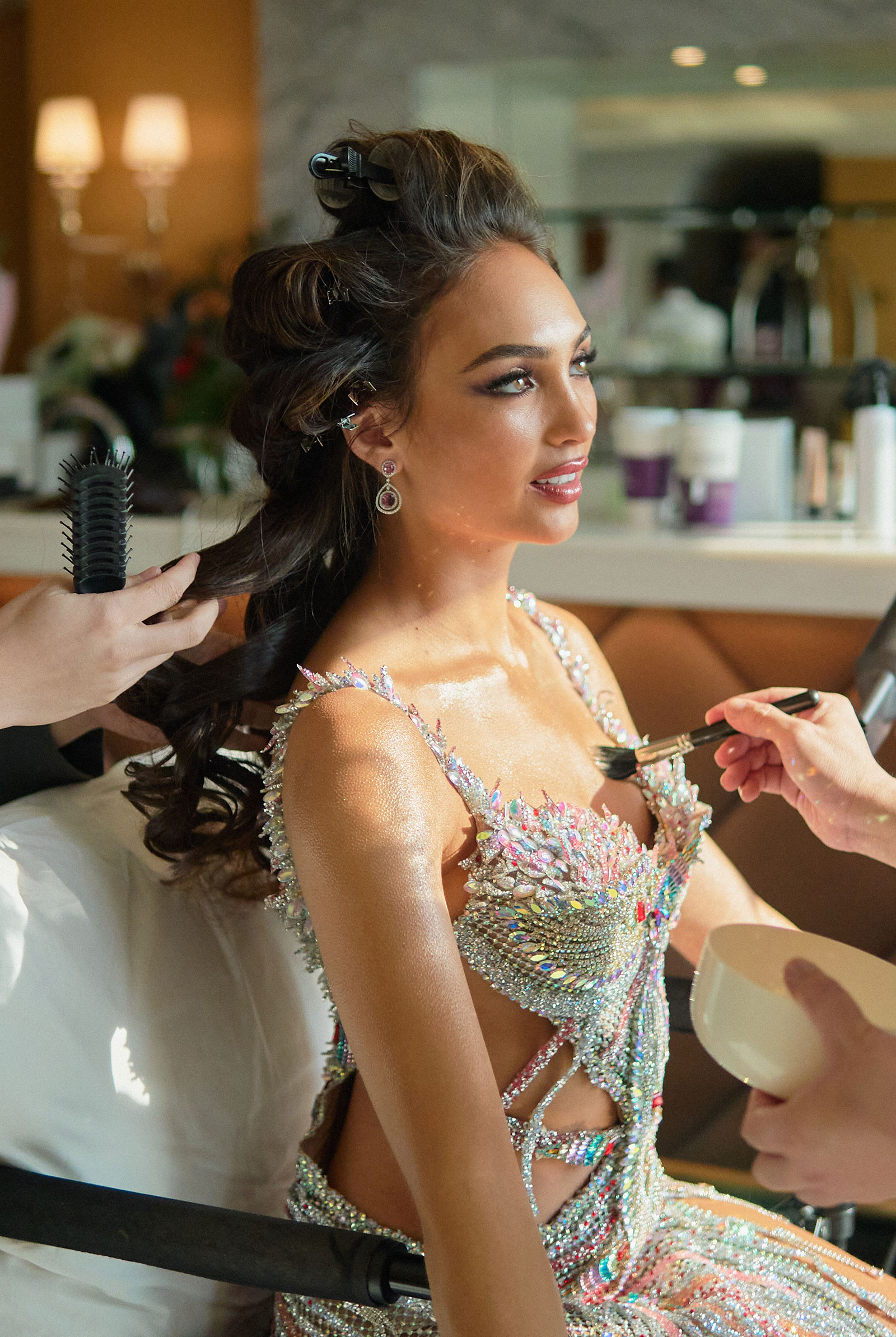 Beauty Secrets Behind R’Bonney Gabriel’s Miss Universe PH 2023 Coronation Night Look