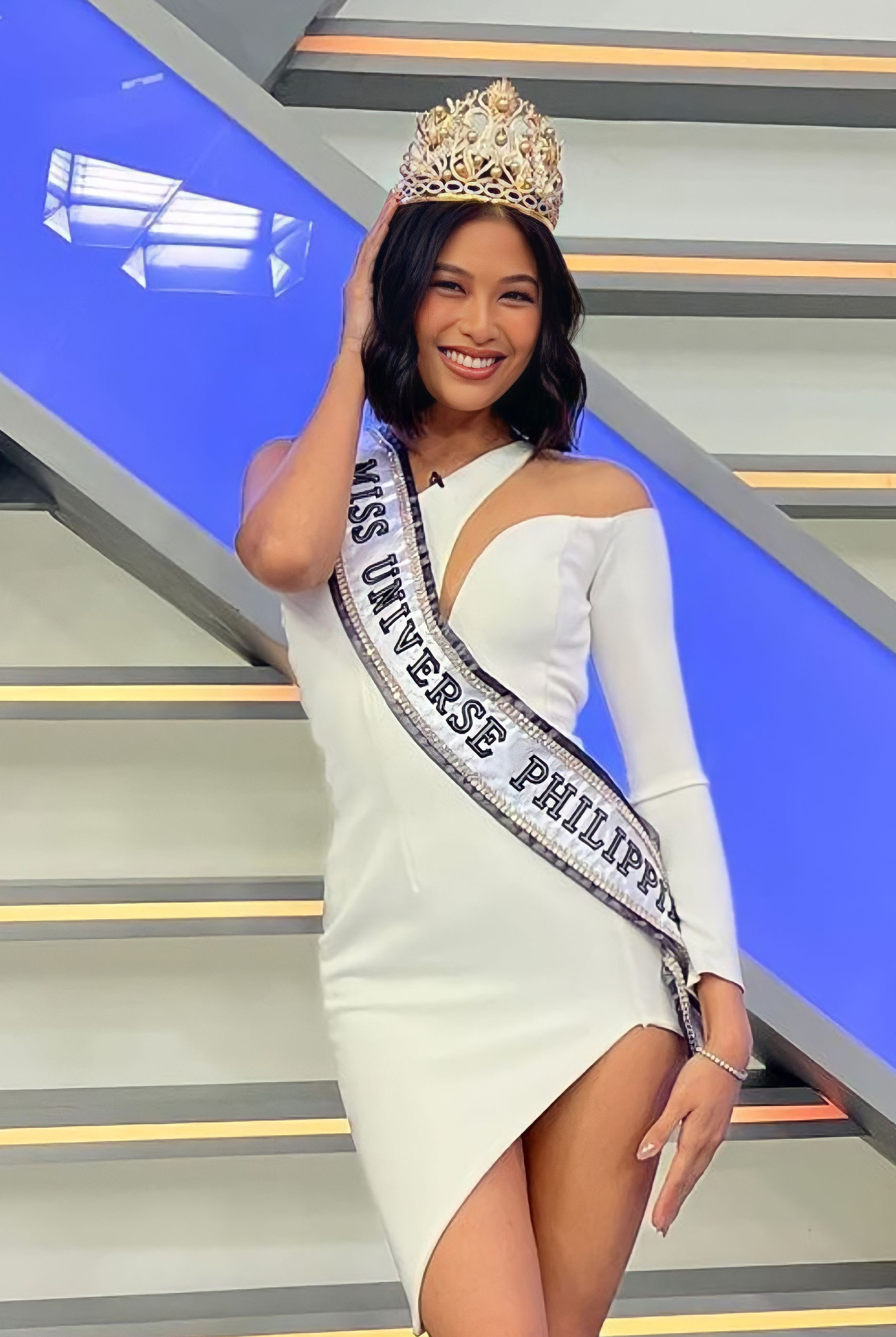 michelle-dee-muph-crown-jewelmer - MEGA