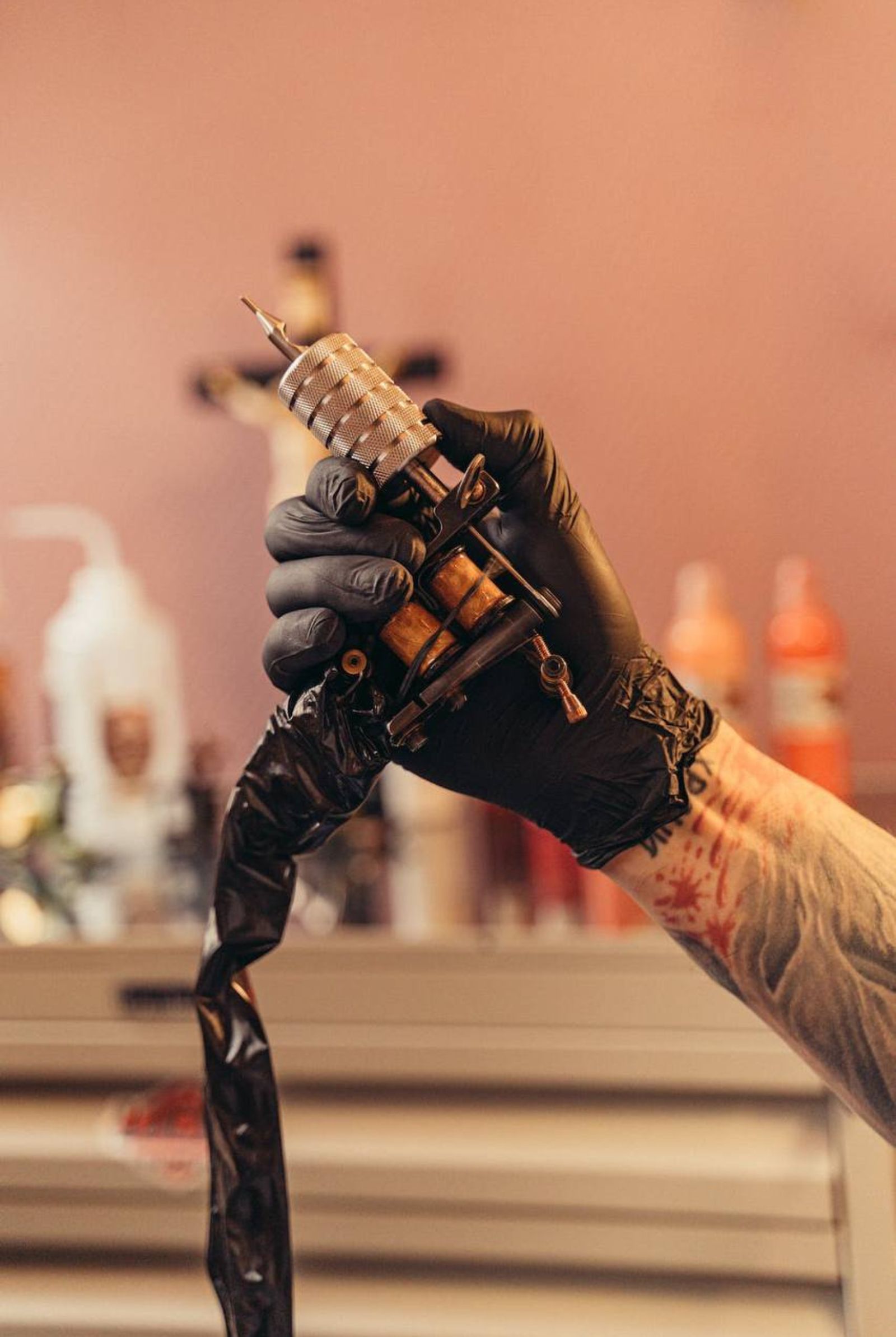 IN-ARTICLE-PORTRAIT-2-1 - MEGA tattoo artist