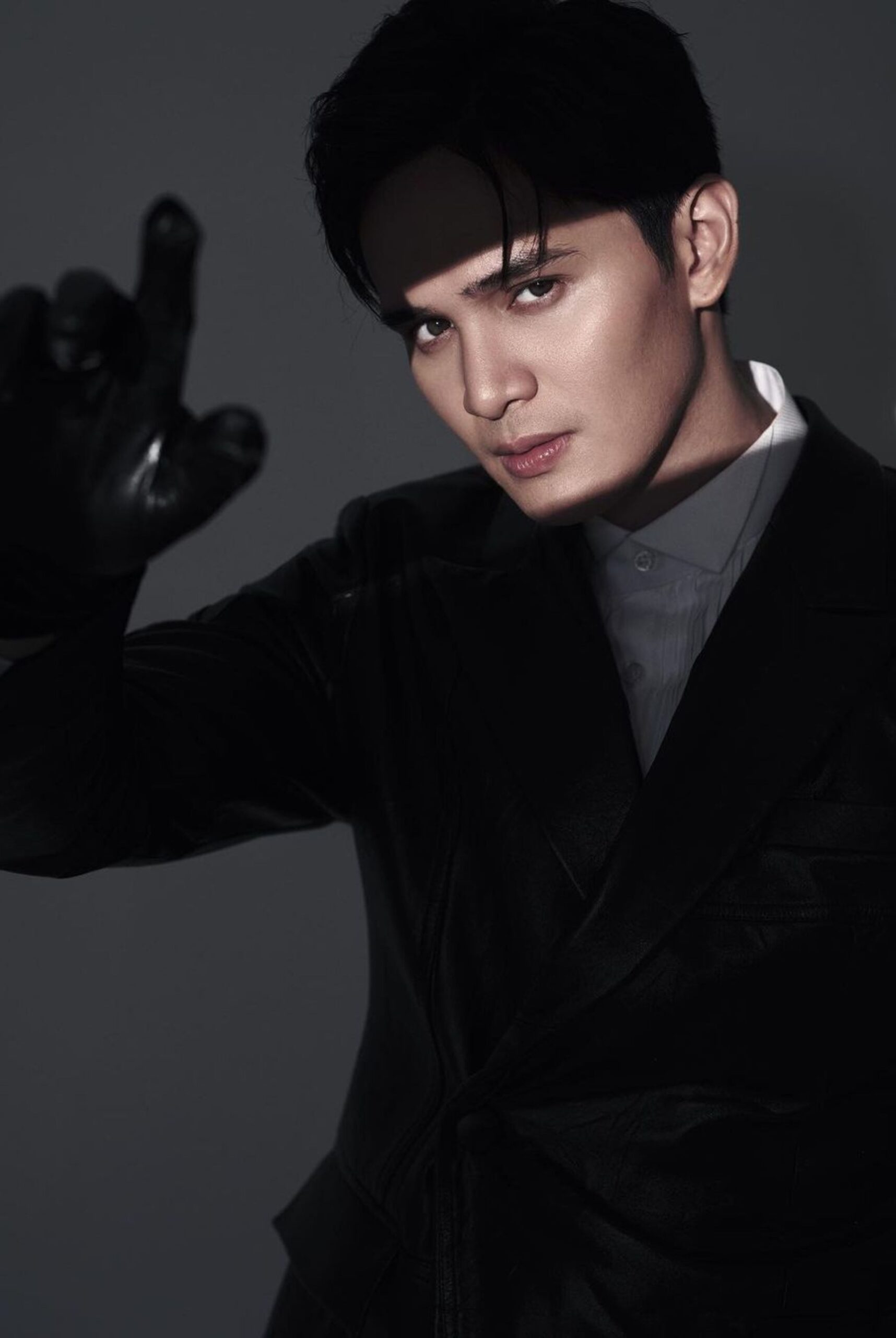IN-ARTICLE-PORTRAIT-51-1-1 - MEGA Ruru Madrid GMA Gala
