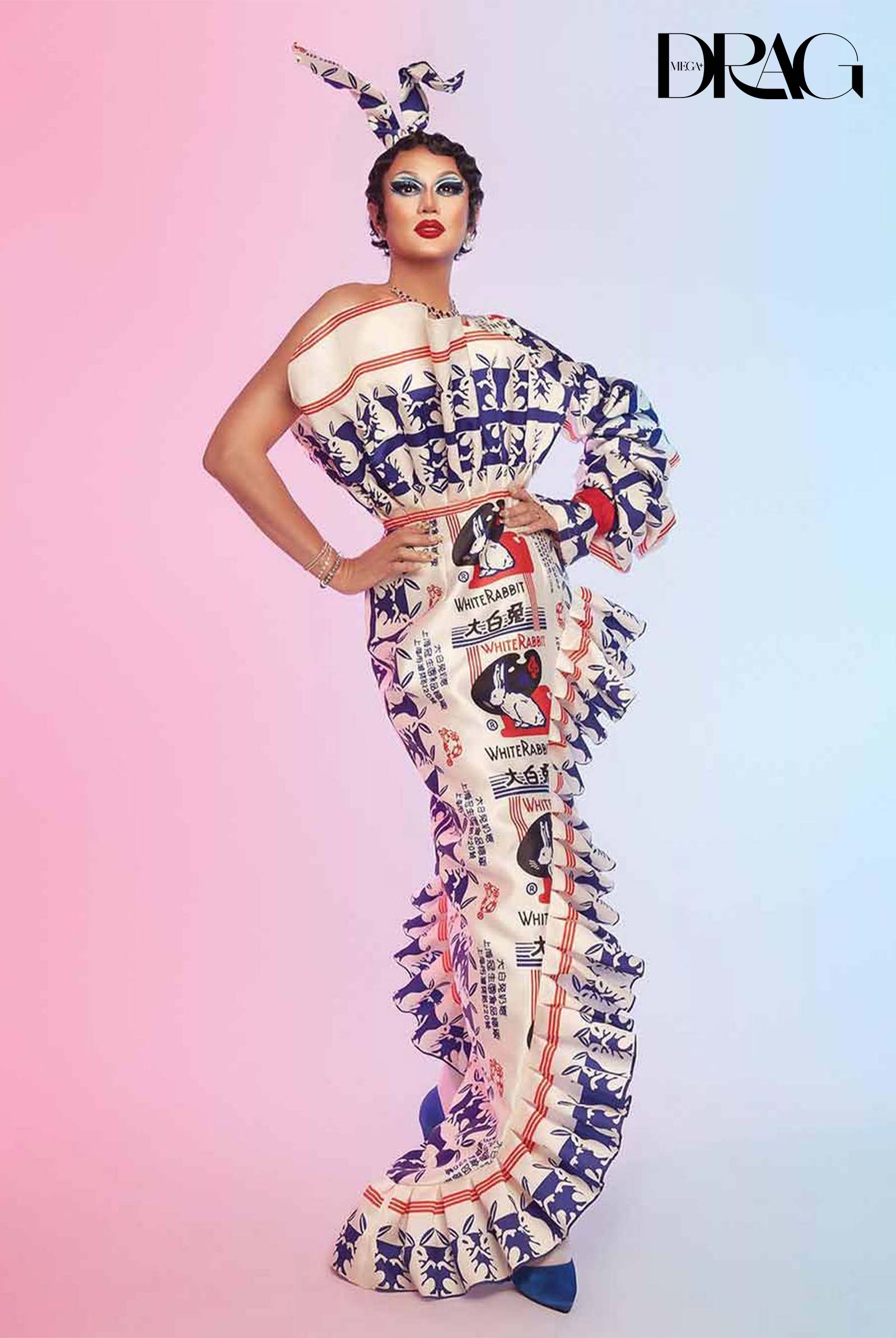 MEGA-DRAG_JOB-DACON-AND-THE-IMPORTANT-ROLE-OF-FASHION-DESIGNERS-IN-SHAPING-DRAG'S-FANTASY-06 - MEGA
