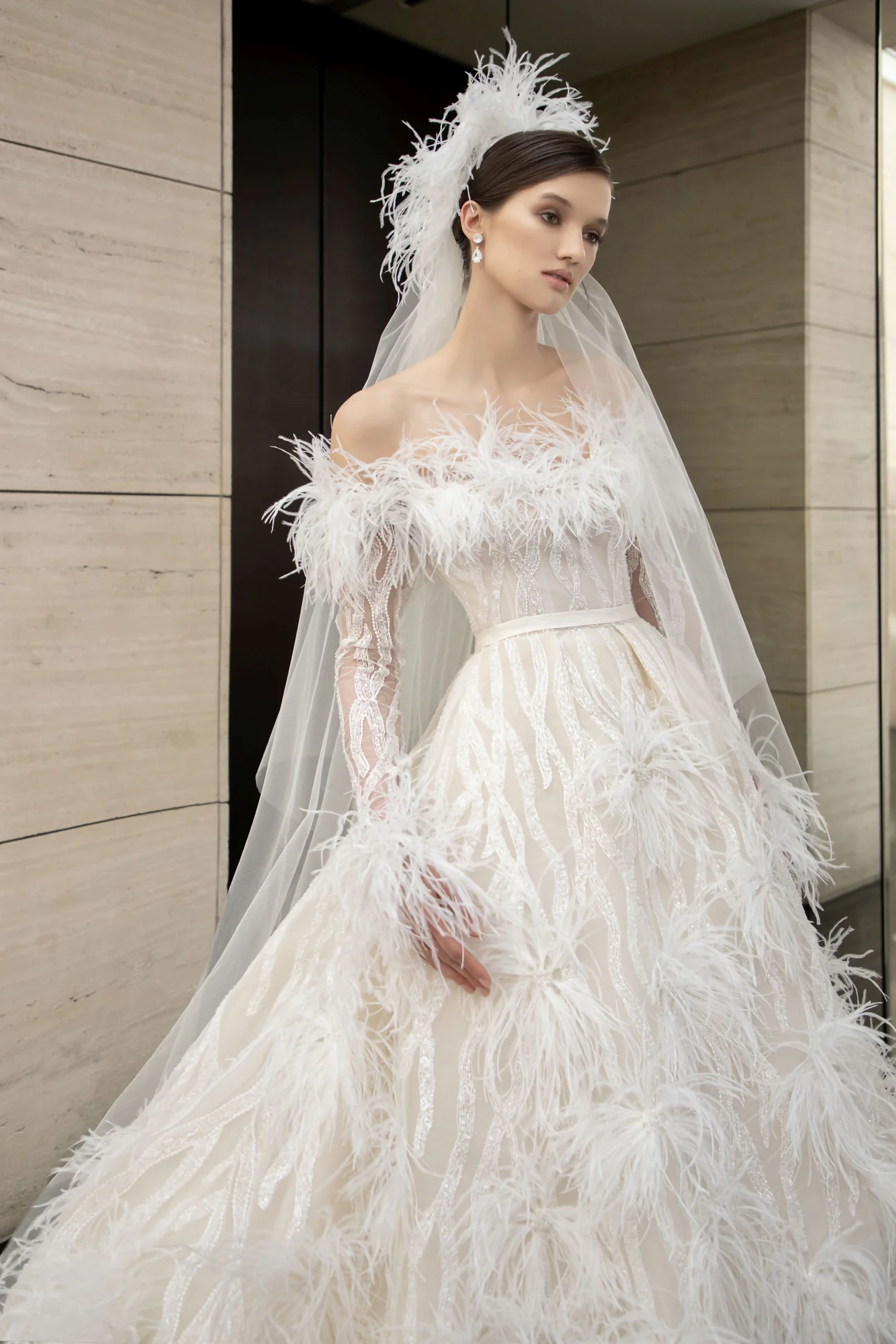 FWGD000115__1_1296x - MEGA feathered fashion wedding gown
