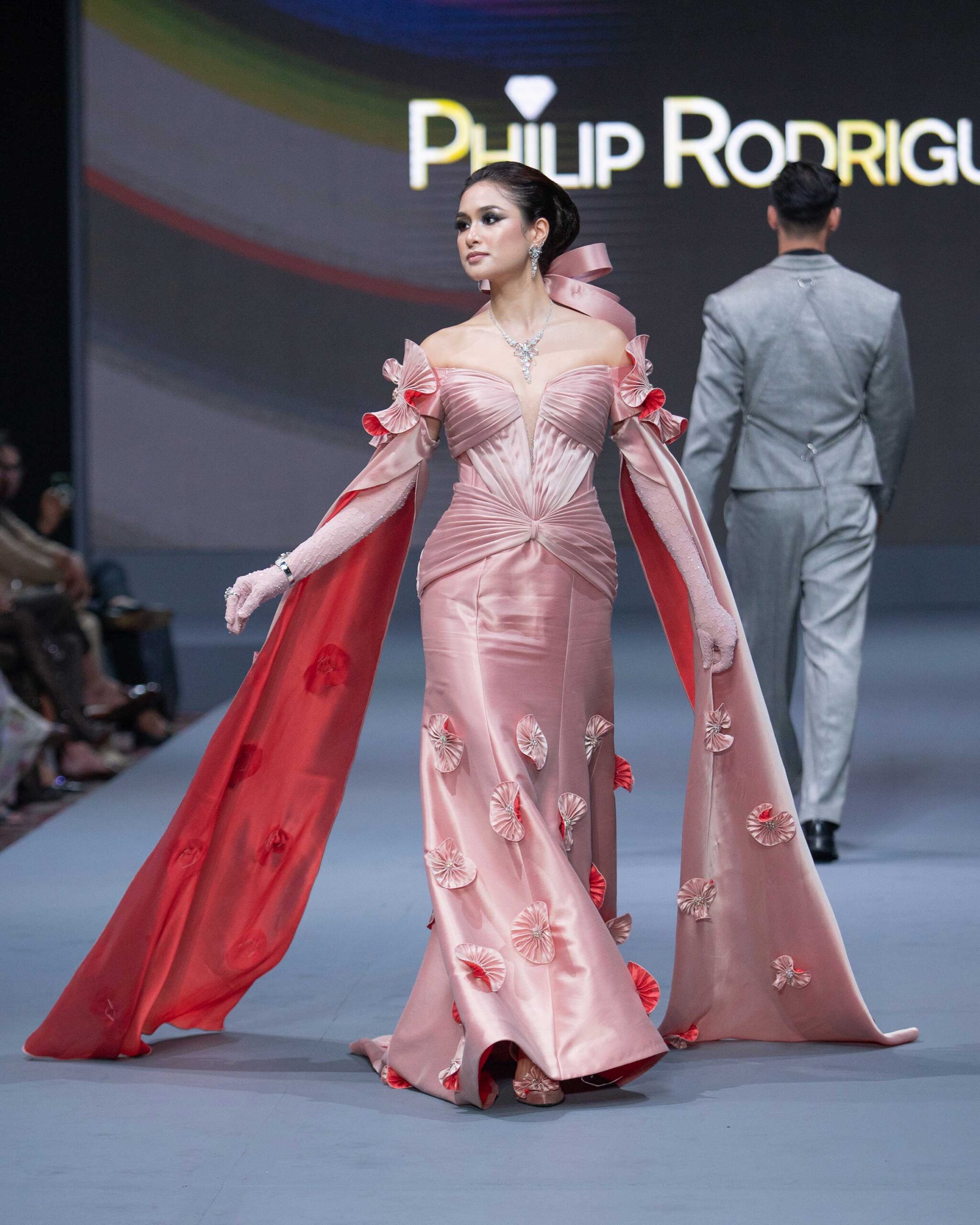 MEGA_THE-GILDED-NIGHT-OF-FASHION-AND-JEWELRY-15 - MEGA Philip Rodriguez diagold jewelry