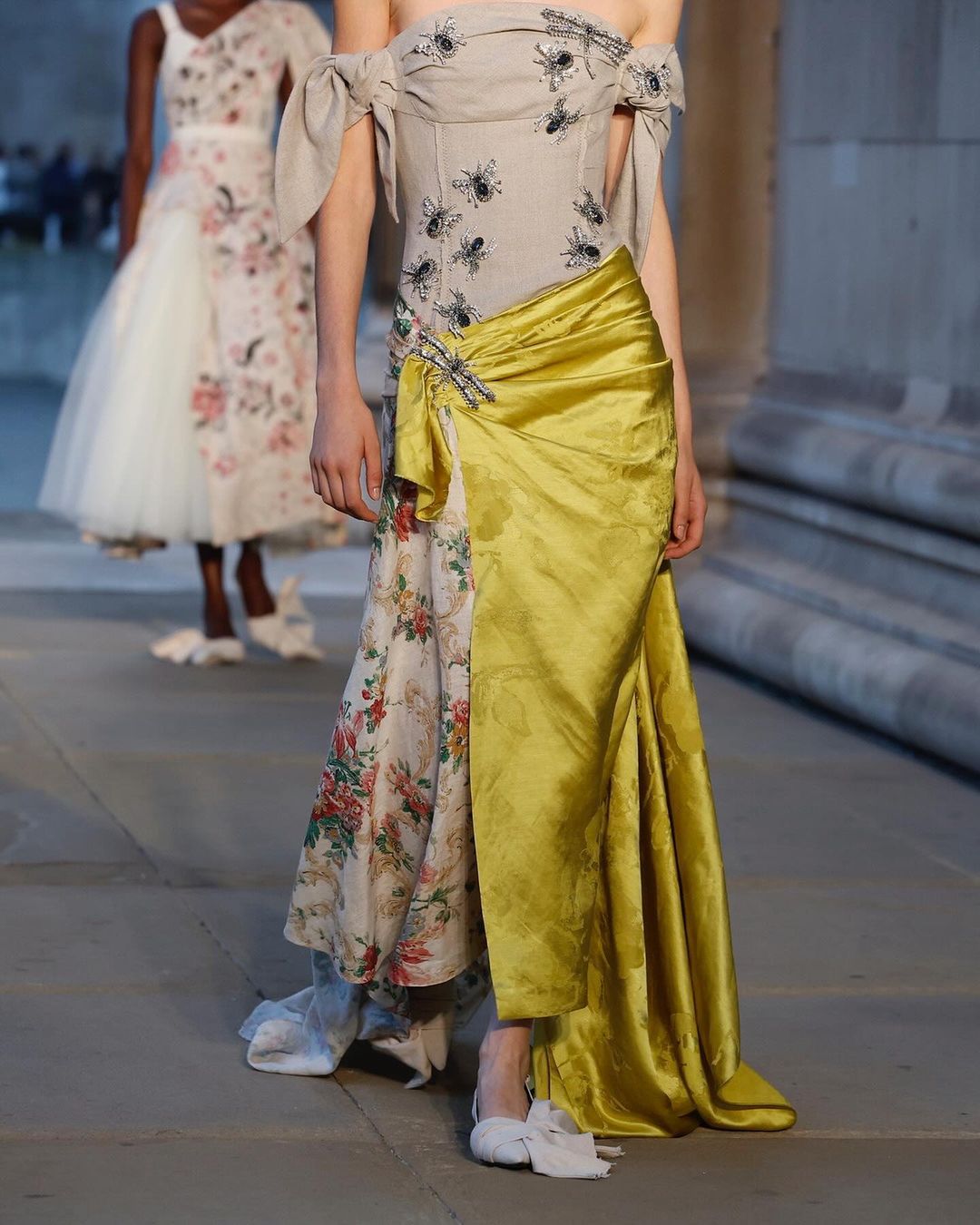 379277666_969019621066955_4248267097124138143_n - MEGA erdem london fashion week