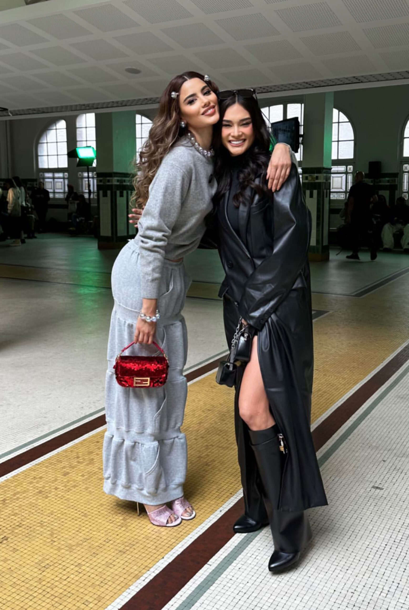 PIARIADNA_IN-ART-PORTRAIT - MEGA Pia Wurtzbach and Ariadna Gutiérrez’s Reunion