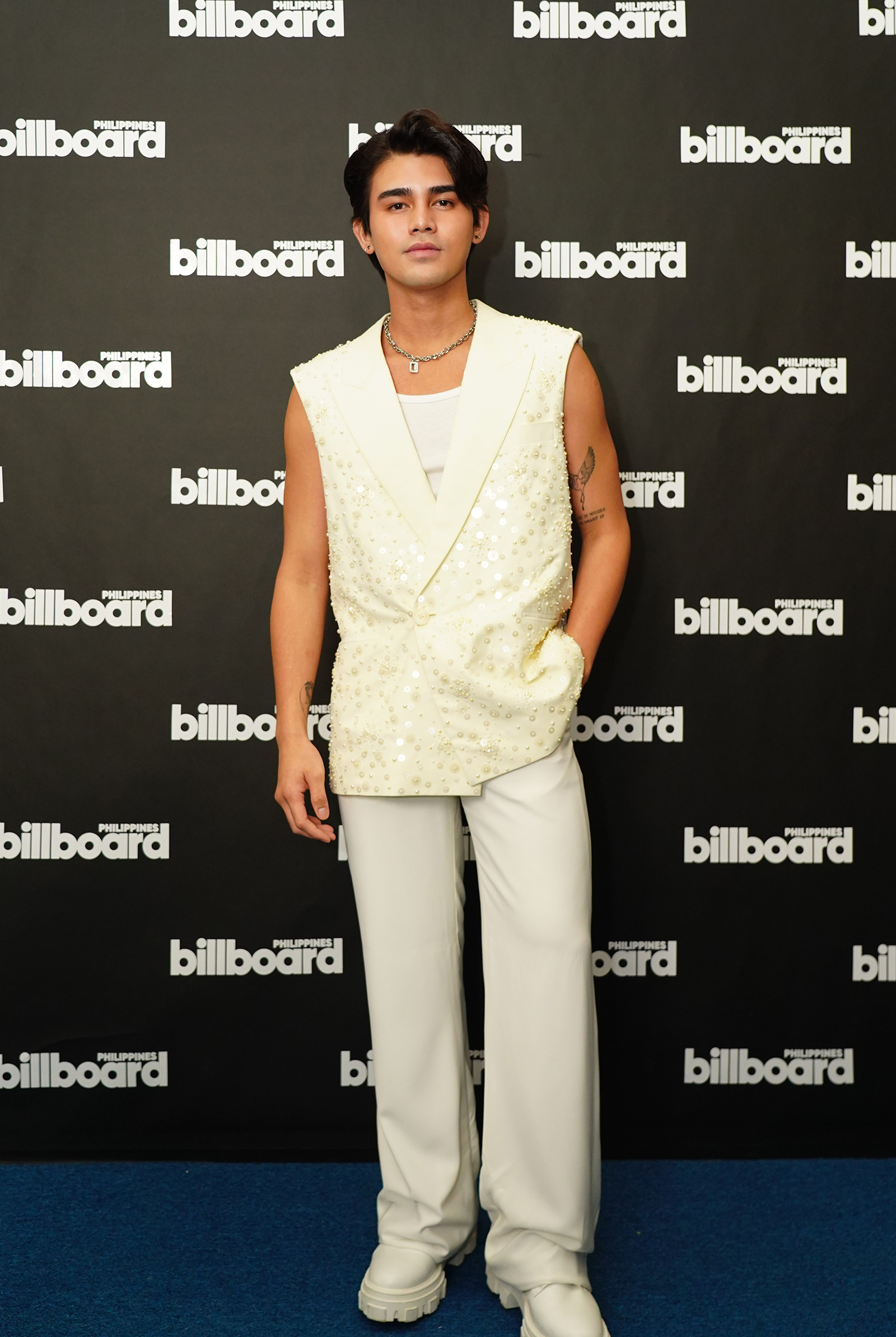 Billboard-Best-Dressed-3 - MEGA Iñigo Pascual