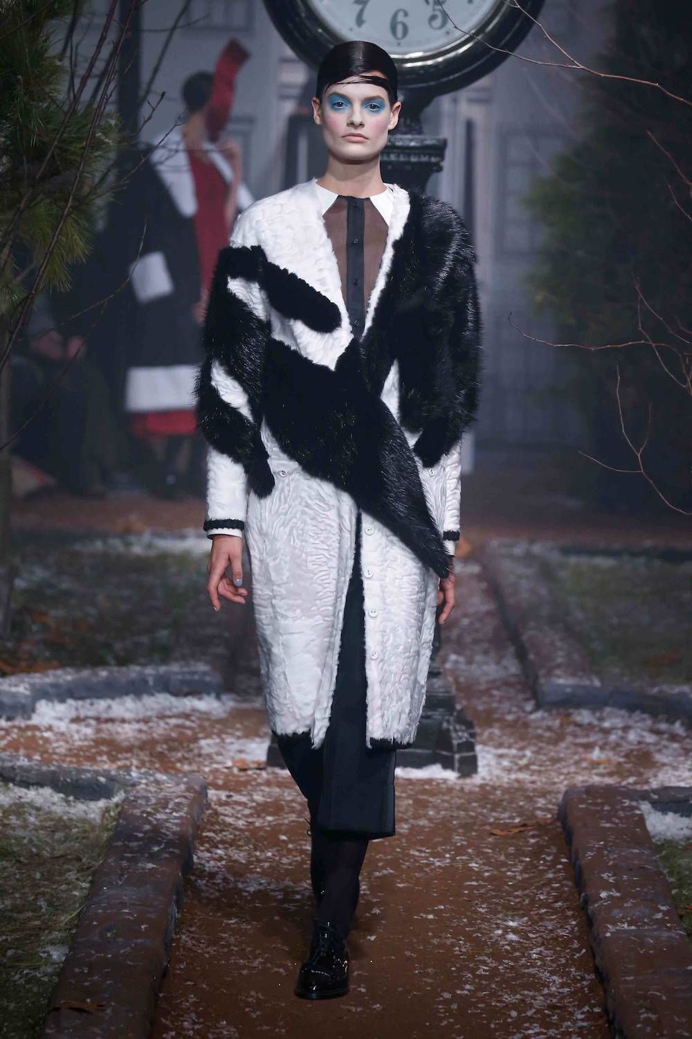 TBrowneWFW16Look33-2_l - MEGA halloween influence thom browne MEGA magazine