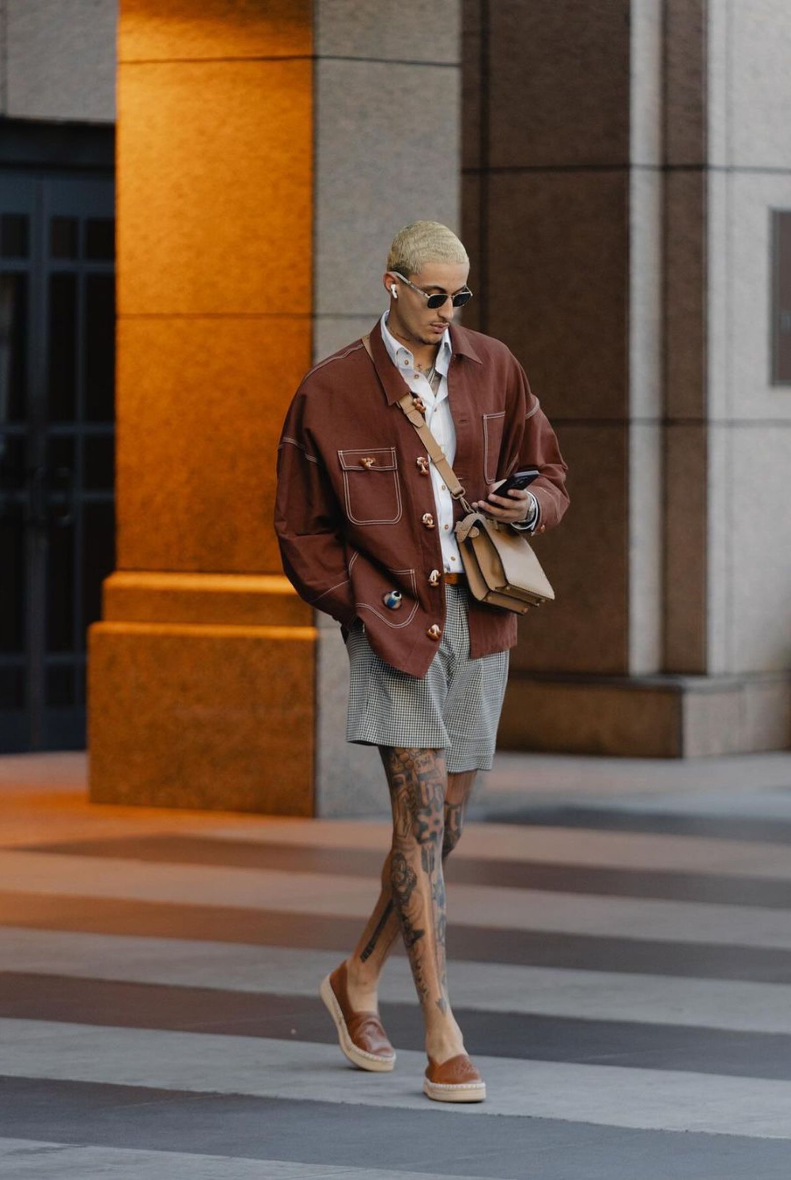 KYLE-KUZMA-ART-4 - MEGA The NBA Player showcases that a stylish statement is essential to complete a look
