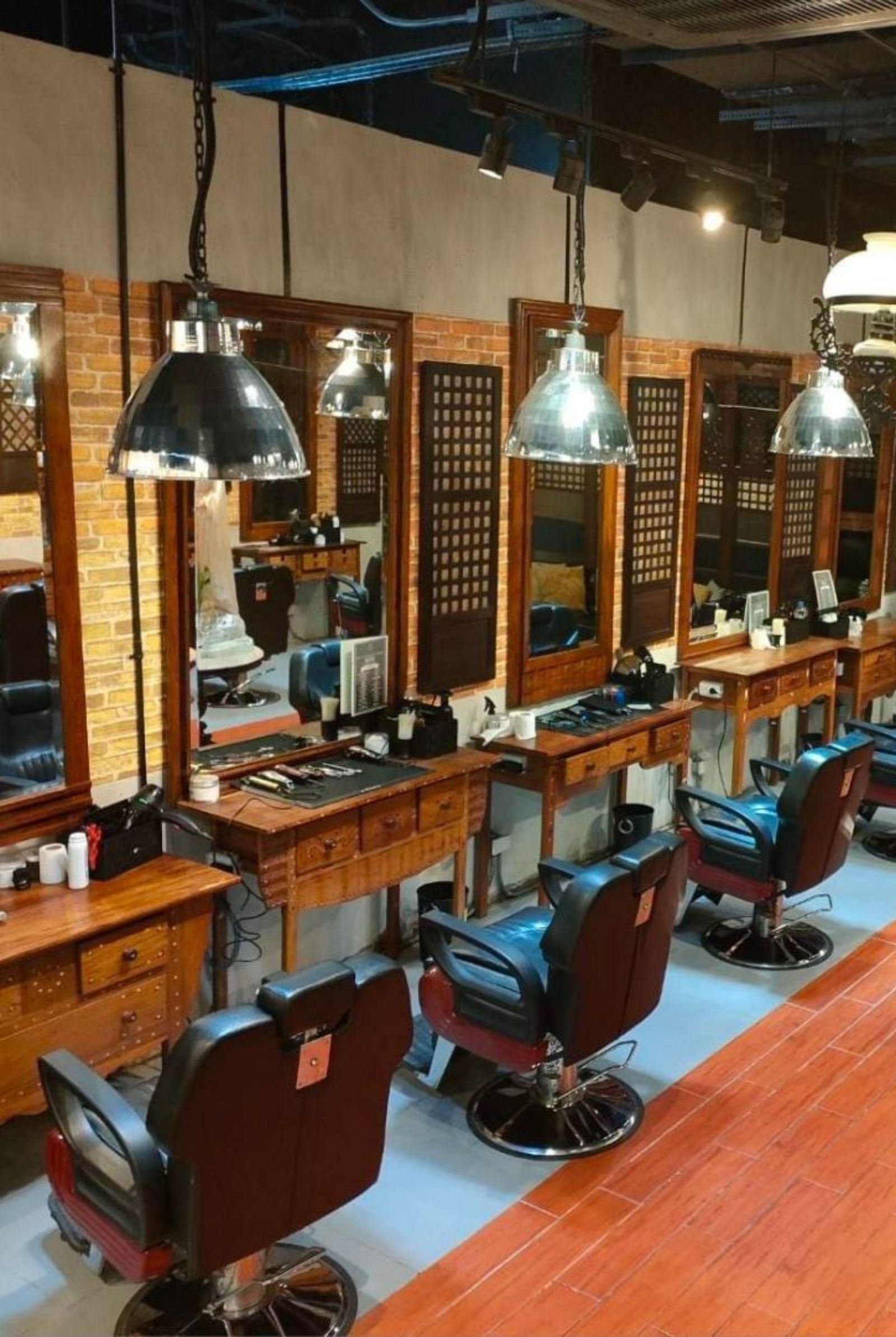 Sanbry Men’s Grooming House