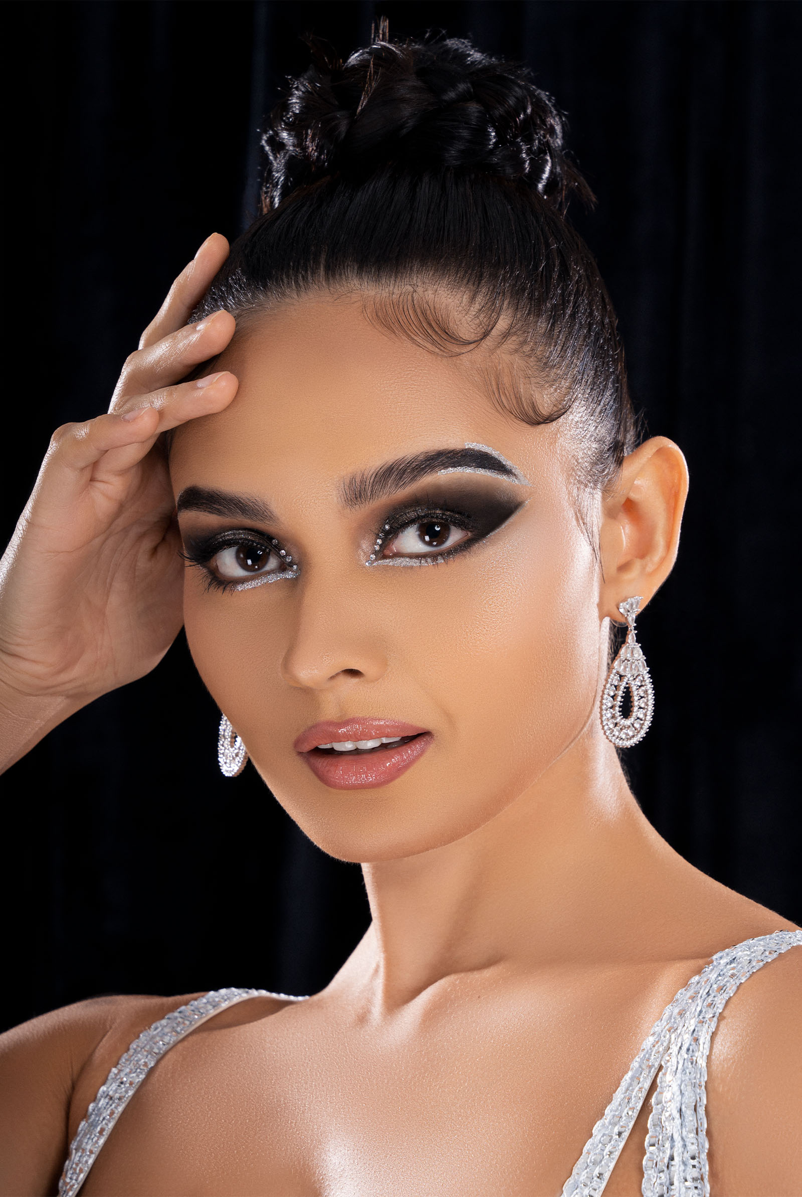 IN-ARTICLE-PORTRAIT-02-Nix-Beauty-Institute-2 - MEGA Nix Institute of Beauty