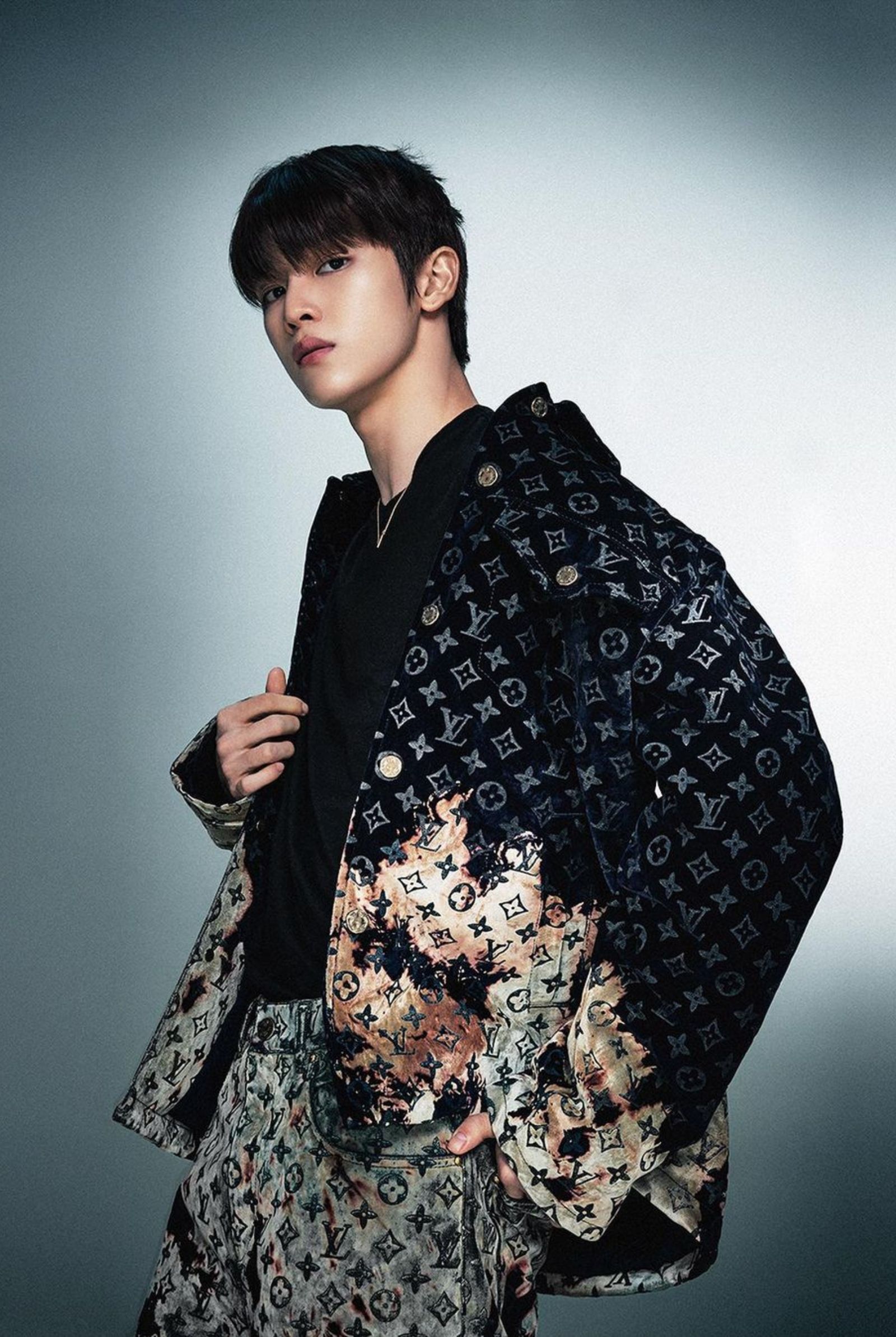 RIIZE-ART - MEGA RIIZE Sungchan for Louis Vuitton