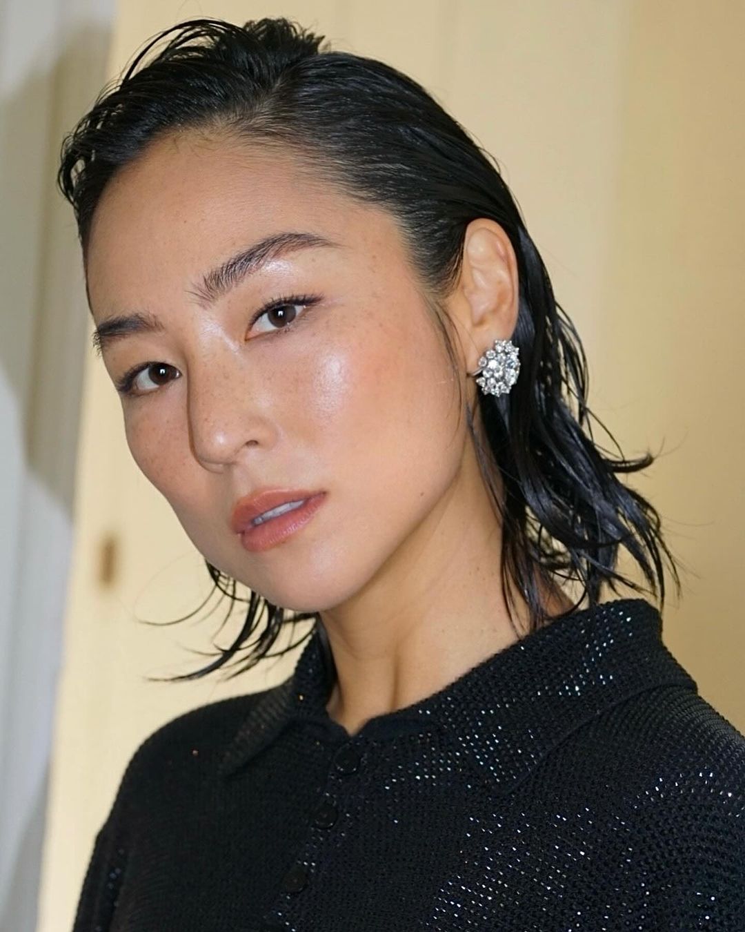 naoko-critics-choice - MEGA Greta Lee at the 29th Critics Choice Awards