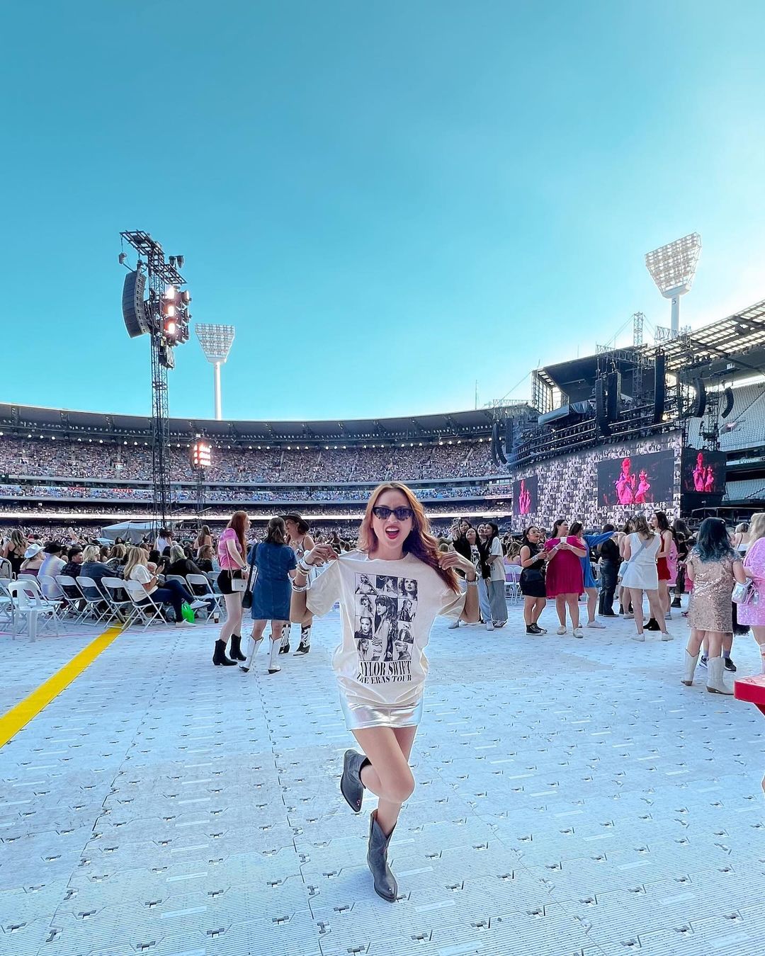 Snapinsta.app_428150640_906765057605078_2393463073733699177_n_1080 - MEGA Kathryn Bernardo characters Taylor Swift tracks films