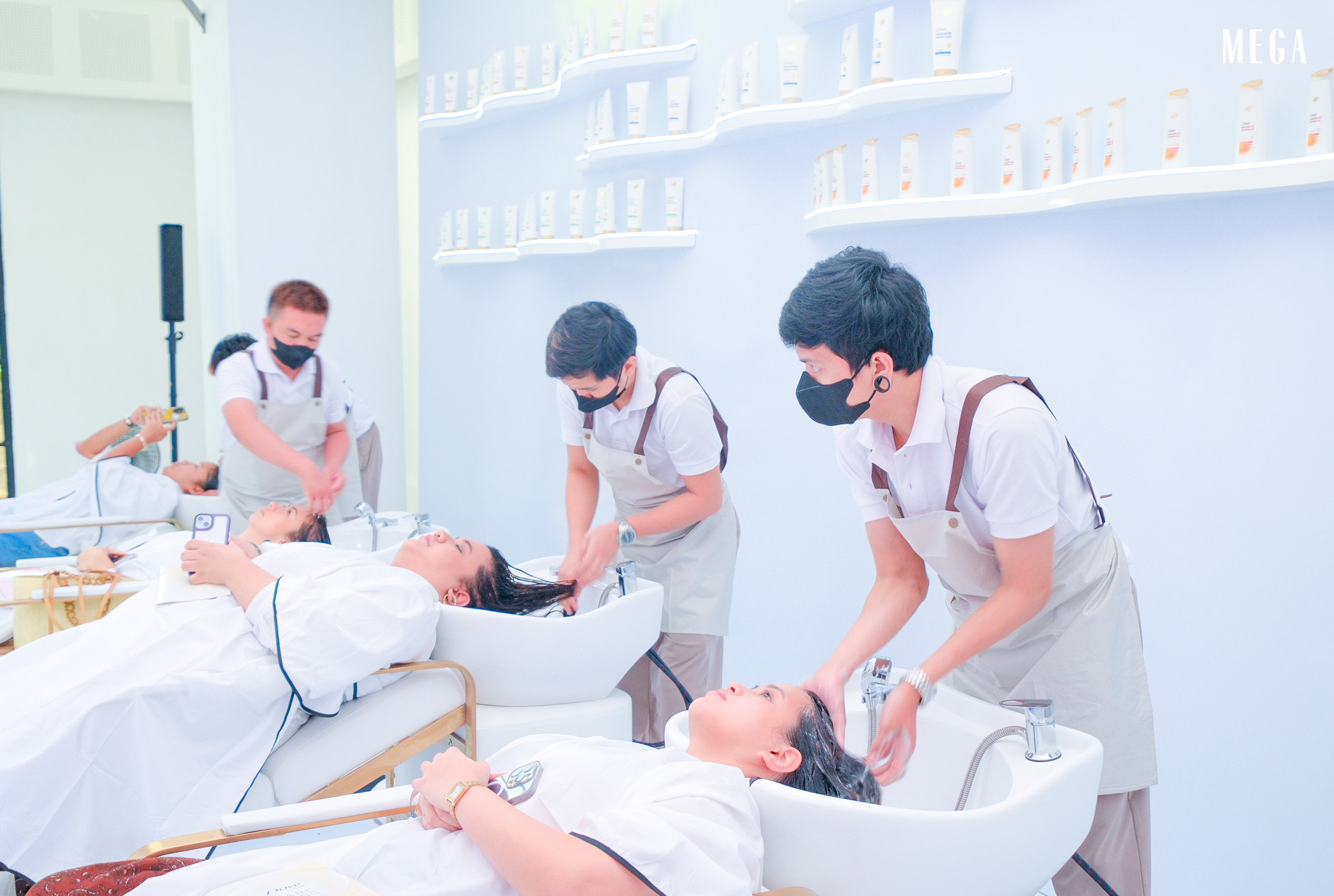 5-1 - MEGA hair washing session with dove bio-protein line at the dove hair care labs 2.0