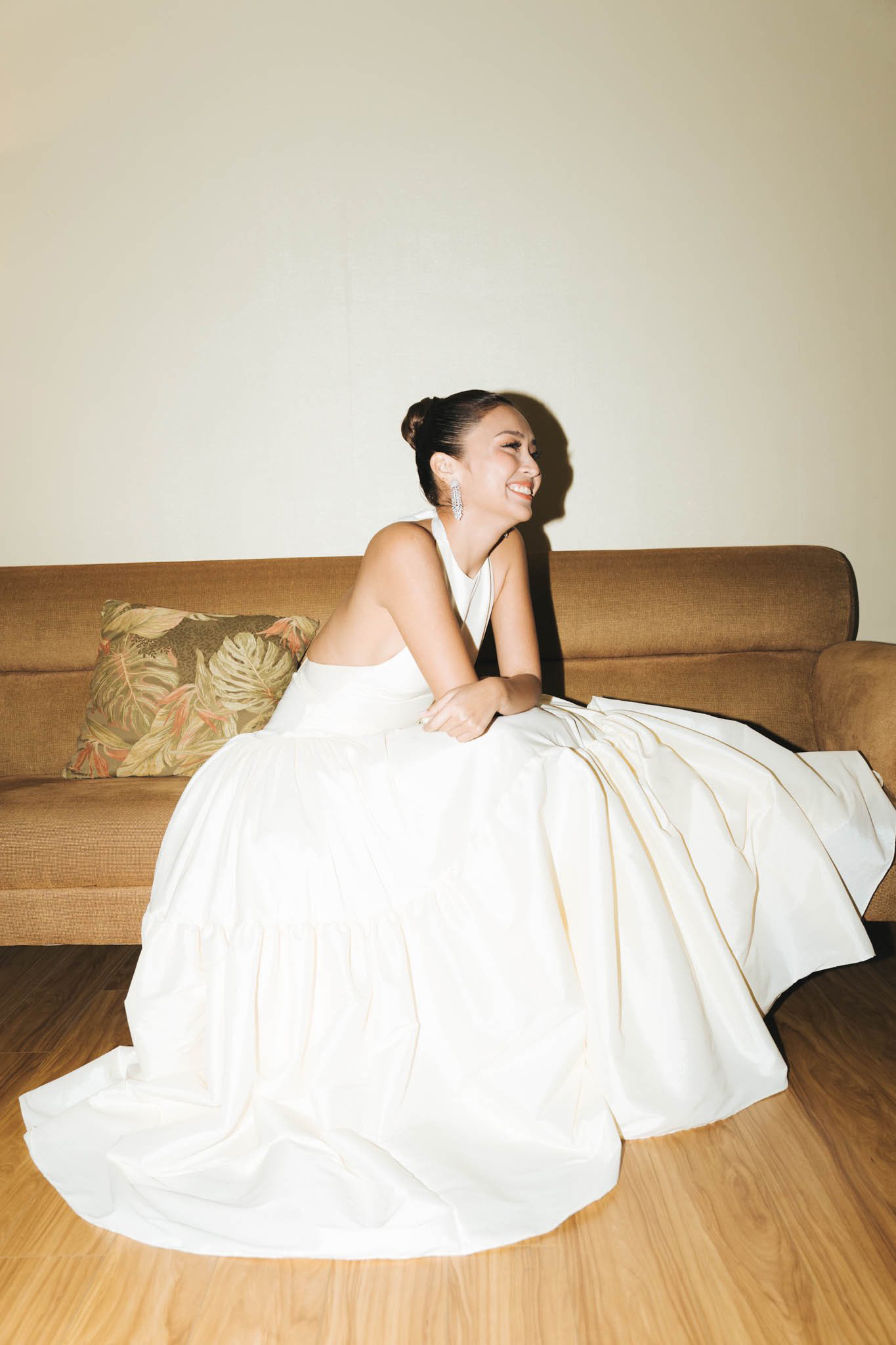 MEGA_FASHION-KATHRYN-BERNARDO-FAMAS-VANIA-ROMOFF_IN-ART-03 - MEGA Kathryn Bernardo best actress famas vania romoff white