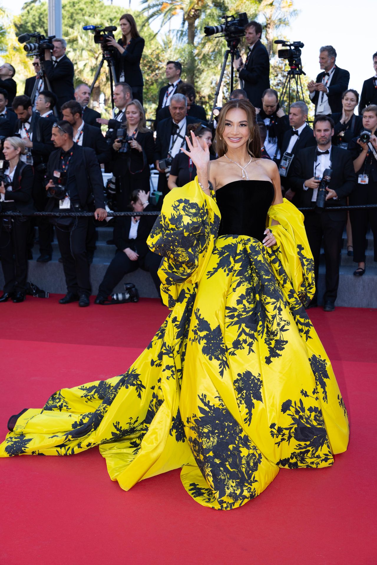 kylie-verzosa-at-kinds-of-kindness-premiere-at-cannes-film-festival-3 - MEGA Kylie Verzosa Radiates in Her Final Look at the Cannes Film Festival 2024