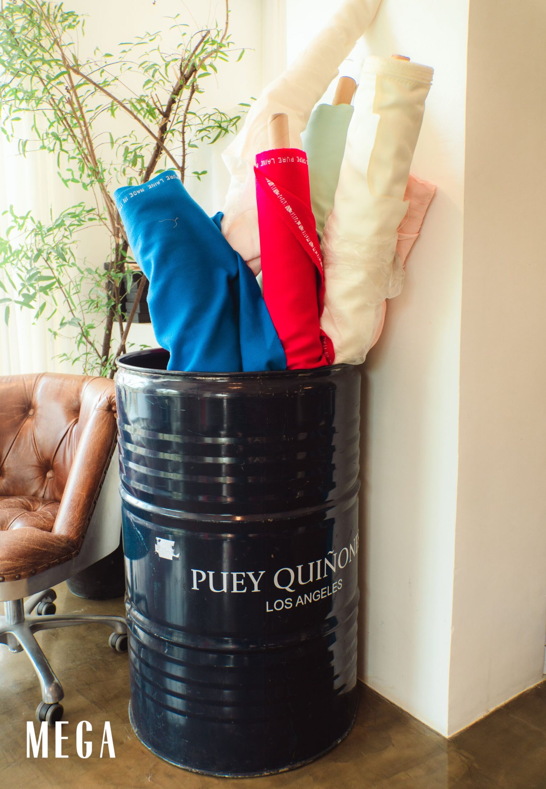 1 - MEGA Puey Quiñones Revisits Decadence Than the Avant-Garde MEGA