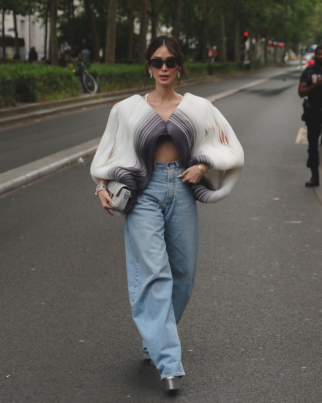Snapinsta.app_448520950_1100584221034768_276025503522876530_n_1080 - MEGA Shop from the Same Filipino-Made Collection that Heart Evangelista Wore at Paris Fashion Week