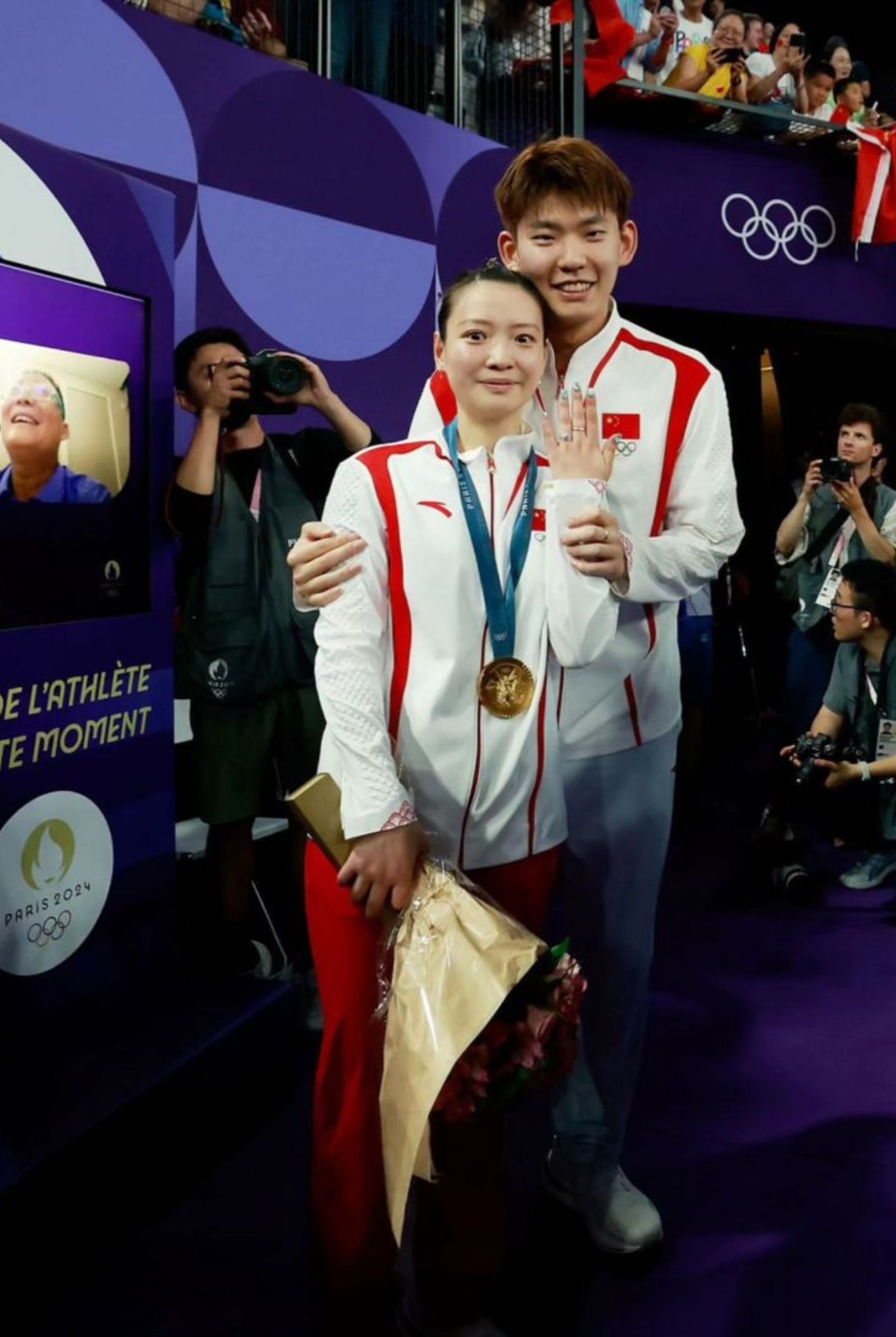 OLYMPICS_ROMANCE_02_UPDATED - MEGA Huang Ya Qiong and Liu Yuchen Paris Olympics love