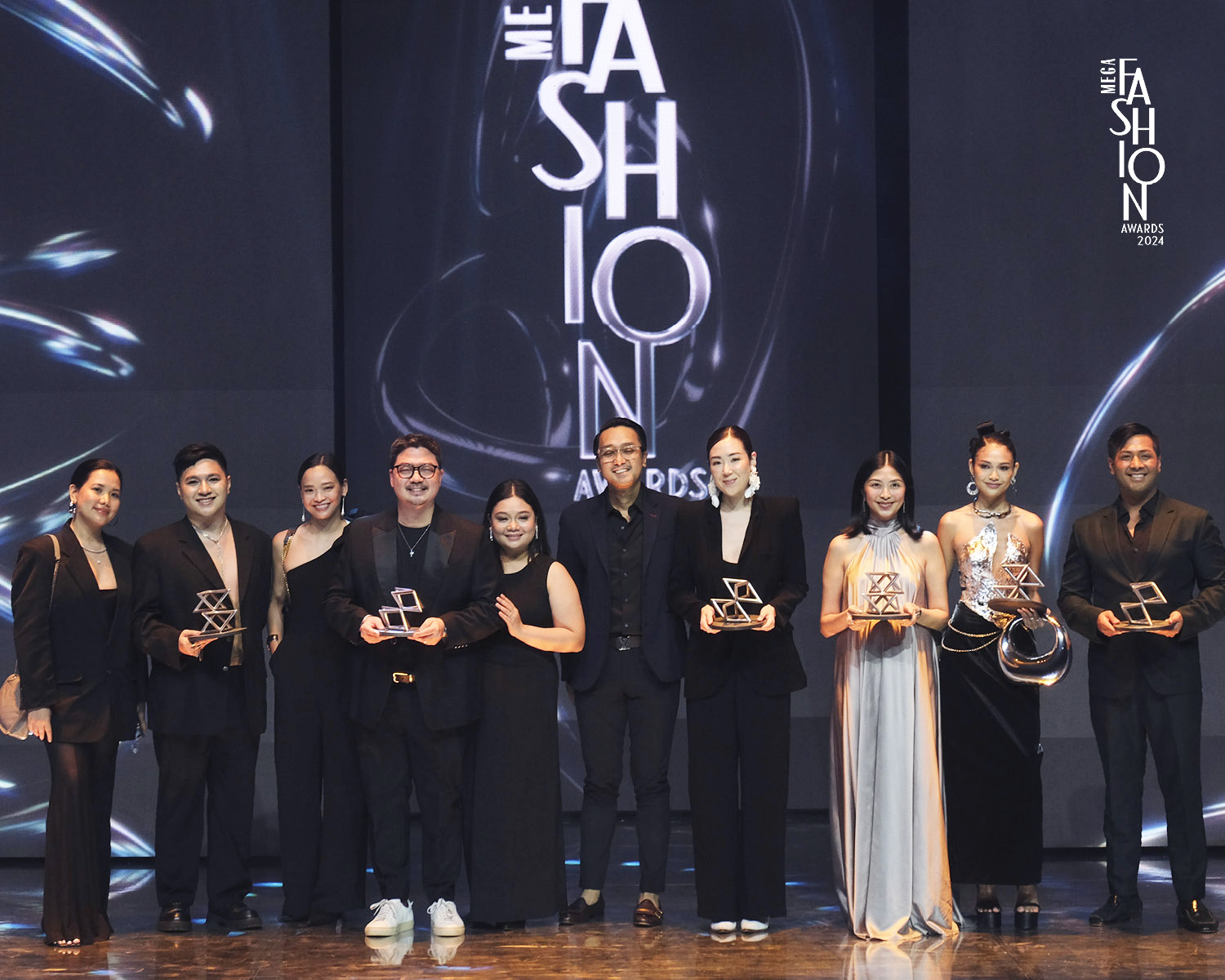 MEGA_MFA 2024_stage-winners-inart - MEGA Most Influential Winners Category at the MEGA Fashion Awards 2024 Lierge Perey Patty Ang