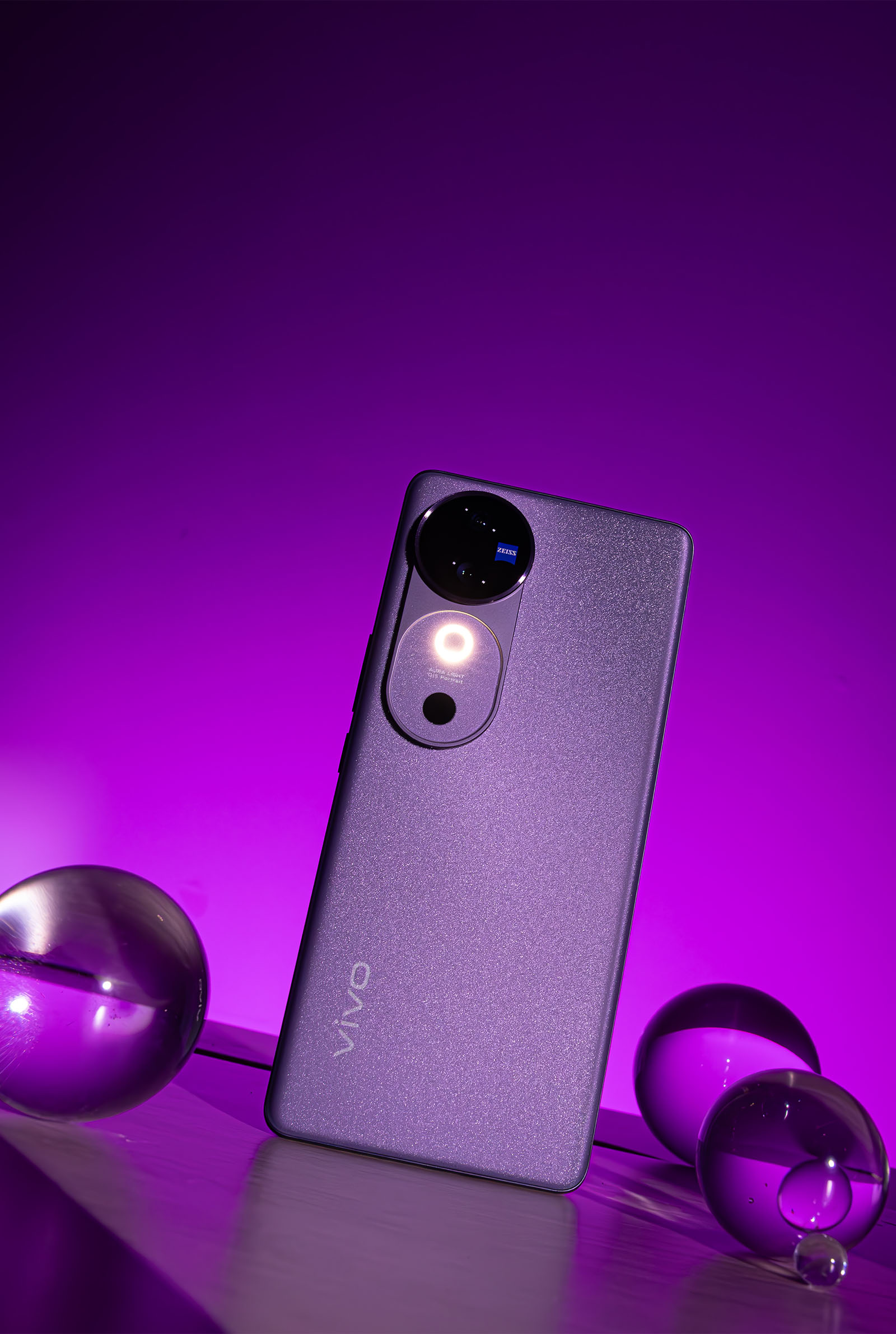 VIVO_In Article_4 - MEGA The Vivo V40