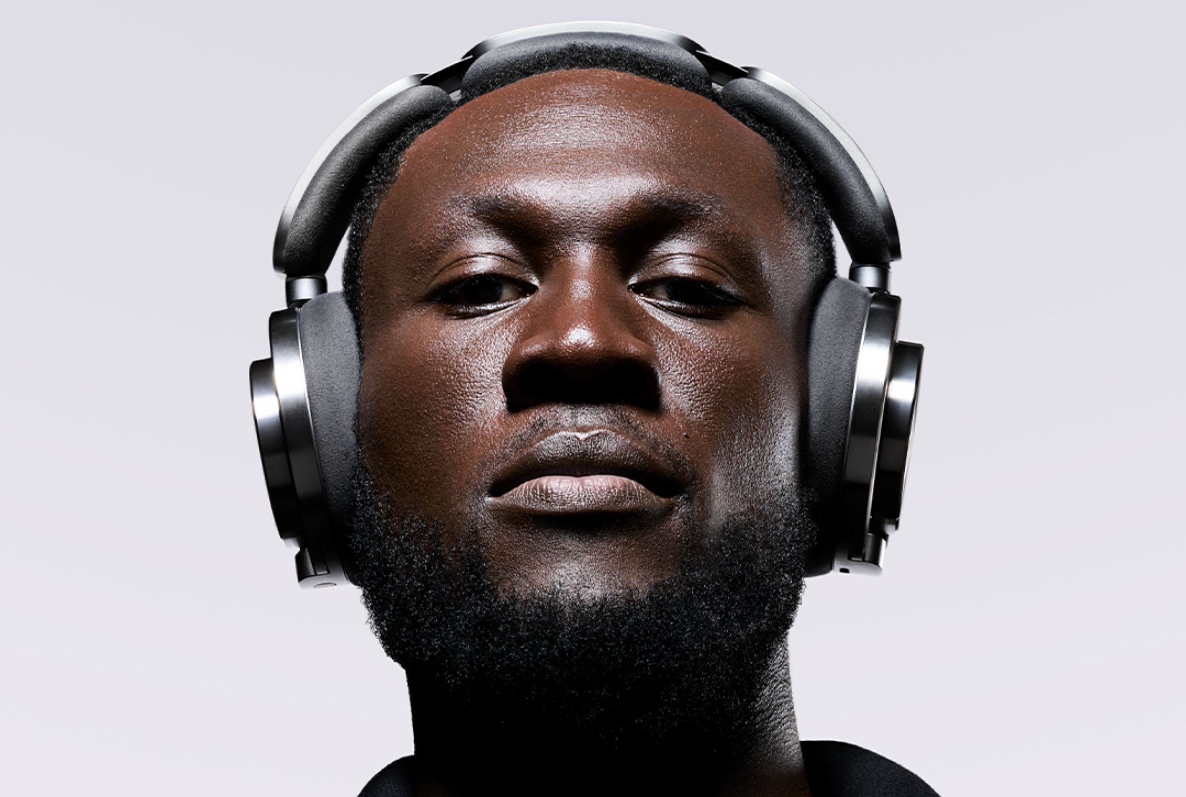 Dyson Stormzy 1 - MEGA Stormzy with the Dyson OnTrac™ Headphones