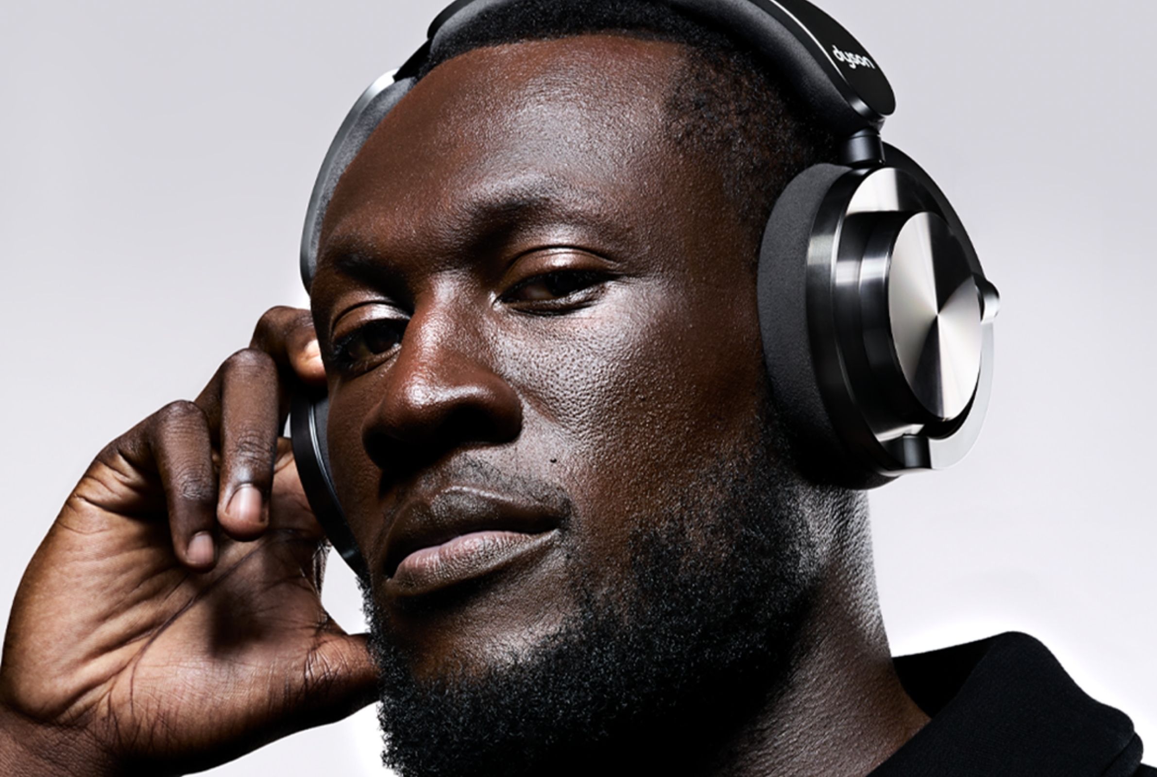 Dyson Stormzy 3 - MEGA Stormzy with the Dyson OnTrac™ Headphones