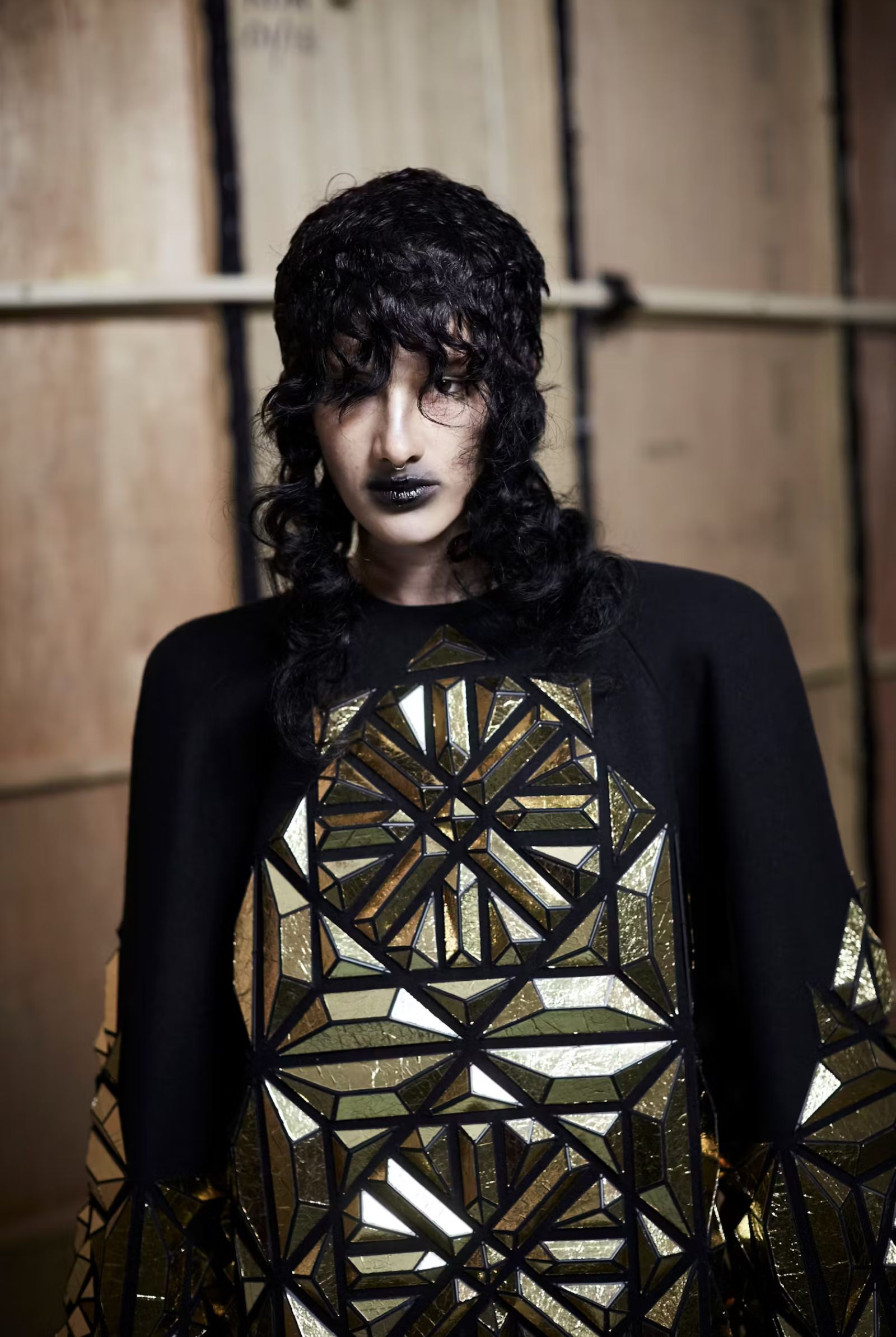 HALLOWEEN_MAKEUP LOOKS_01 - MEGA Gareth Pugh Spring 2017